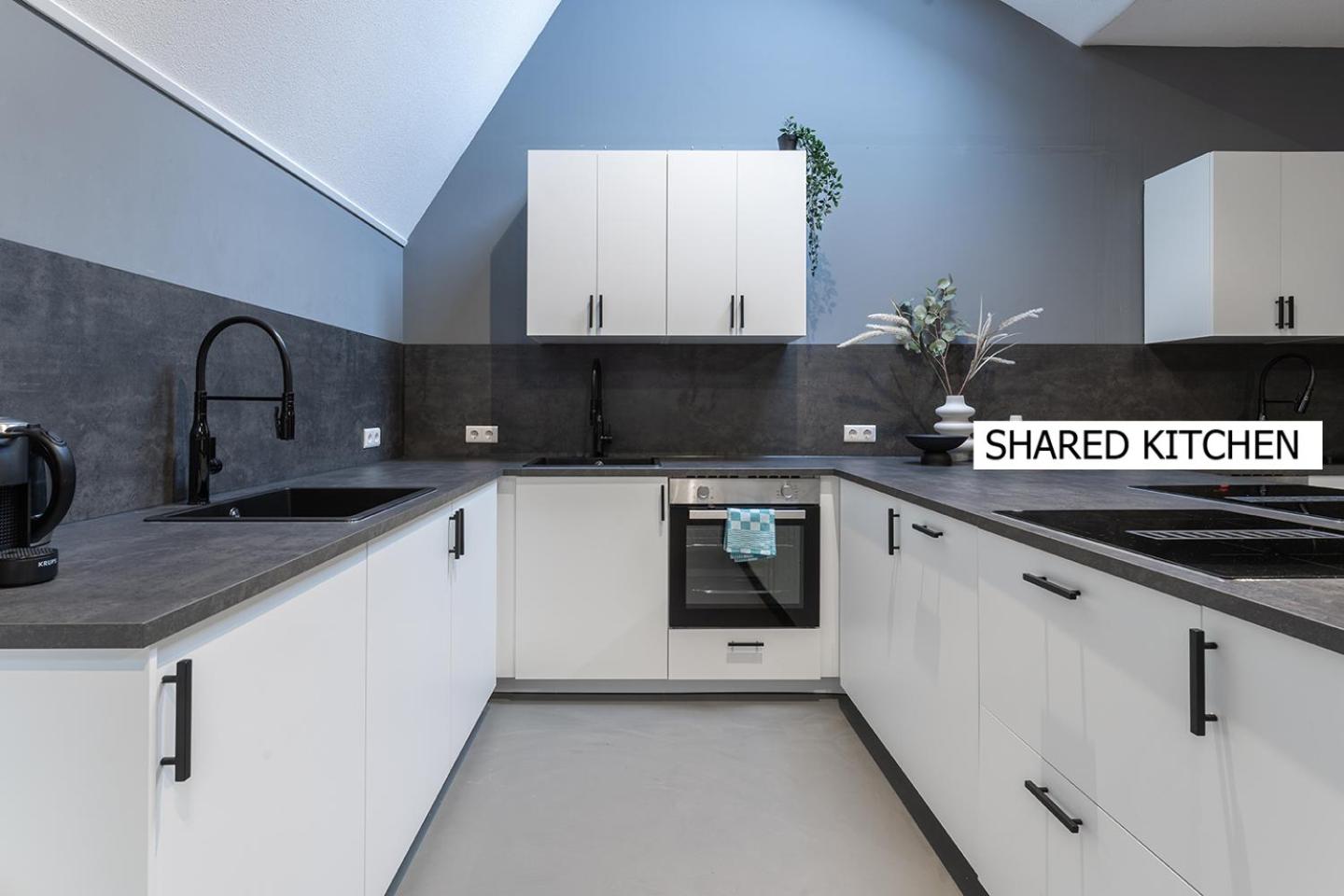 Bed & Coffee Oss Historic Weaving Mill