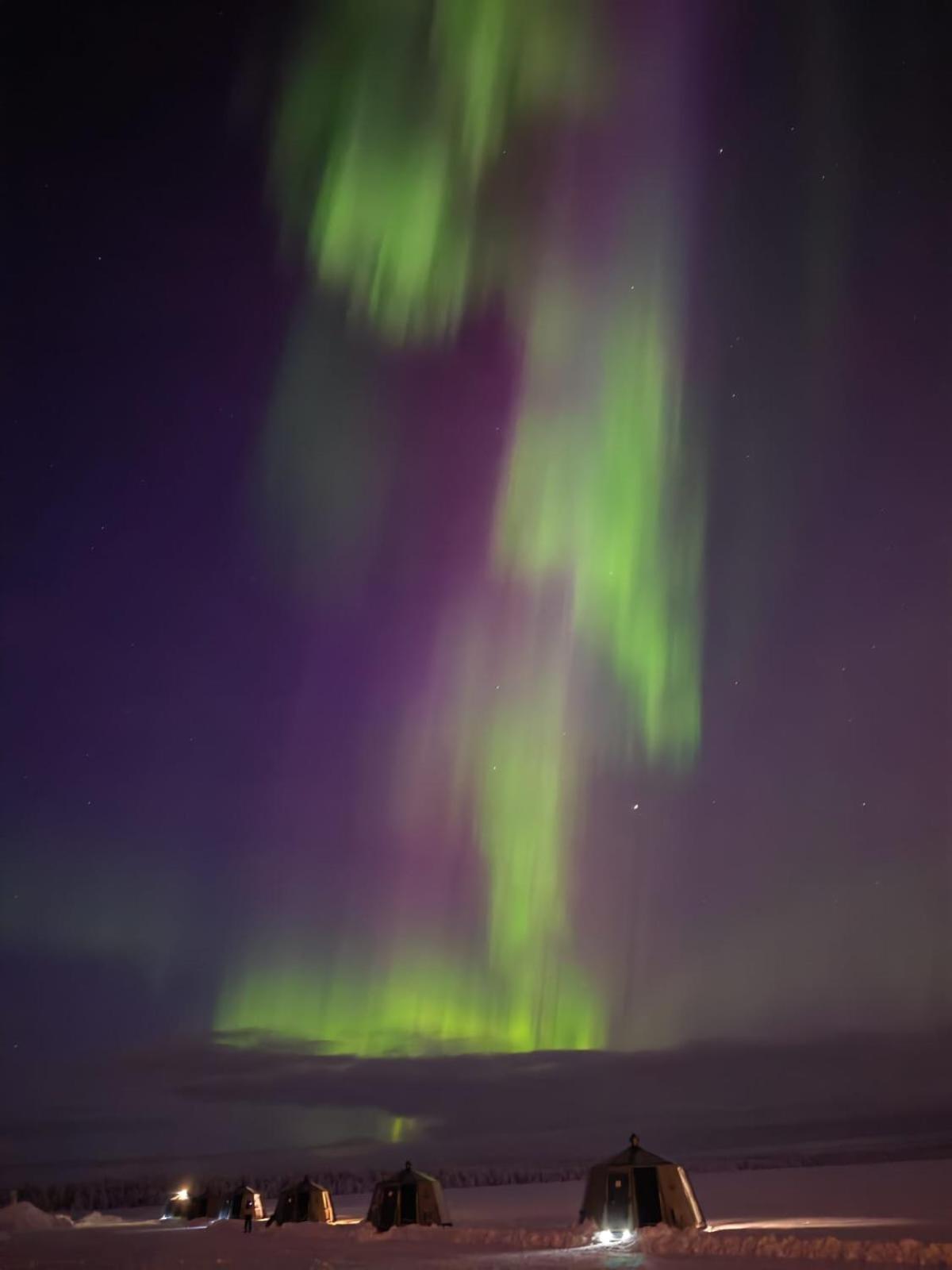 Vikajärvi Lake View Experience Igloos