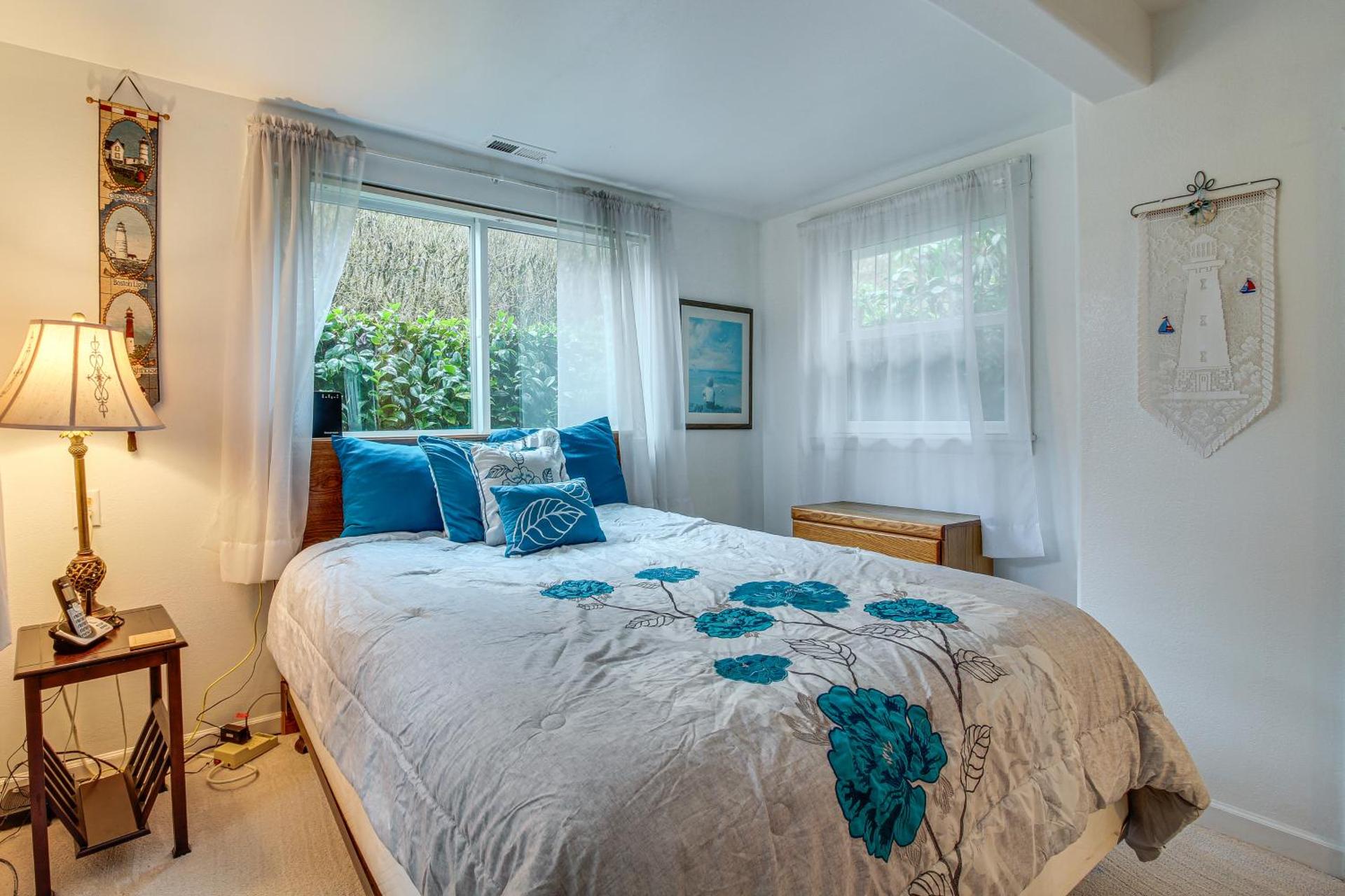 Cliffside Lighthouse Beach Home with Ocean View