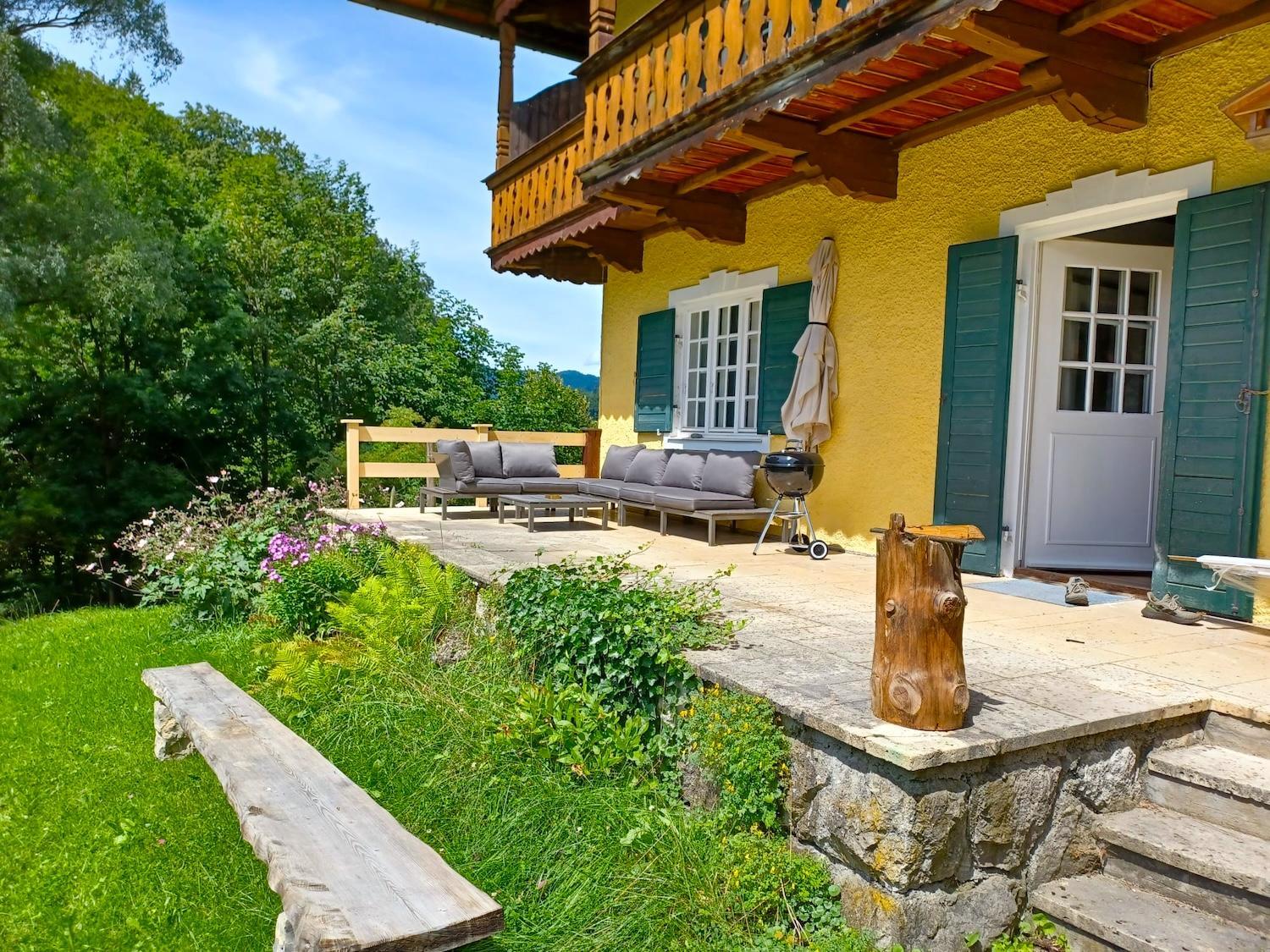 Ferienwohnung 'Bergidylle' - Zu Fuß auf die Loipe und den Berg, nur wenige Minuten ins Skigebiet