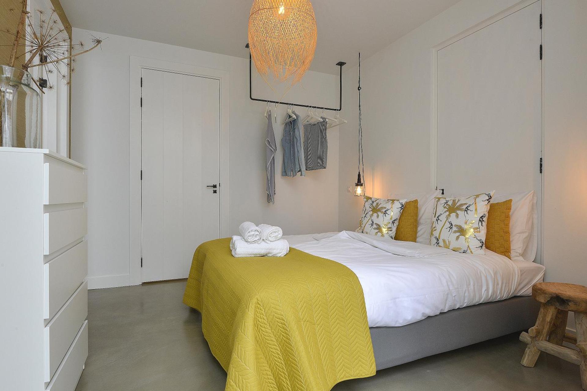 Follow The Sun Apartment