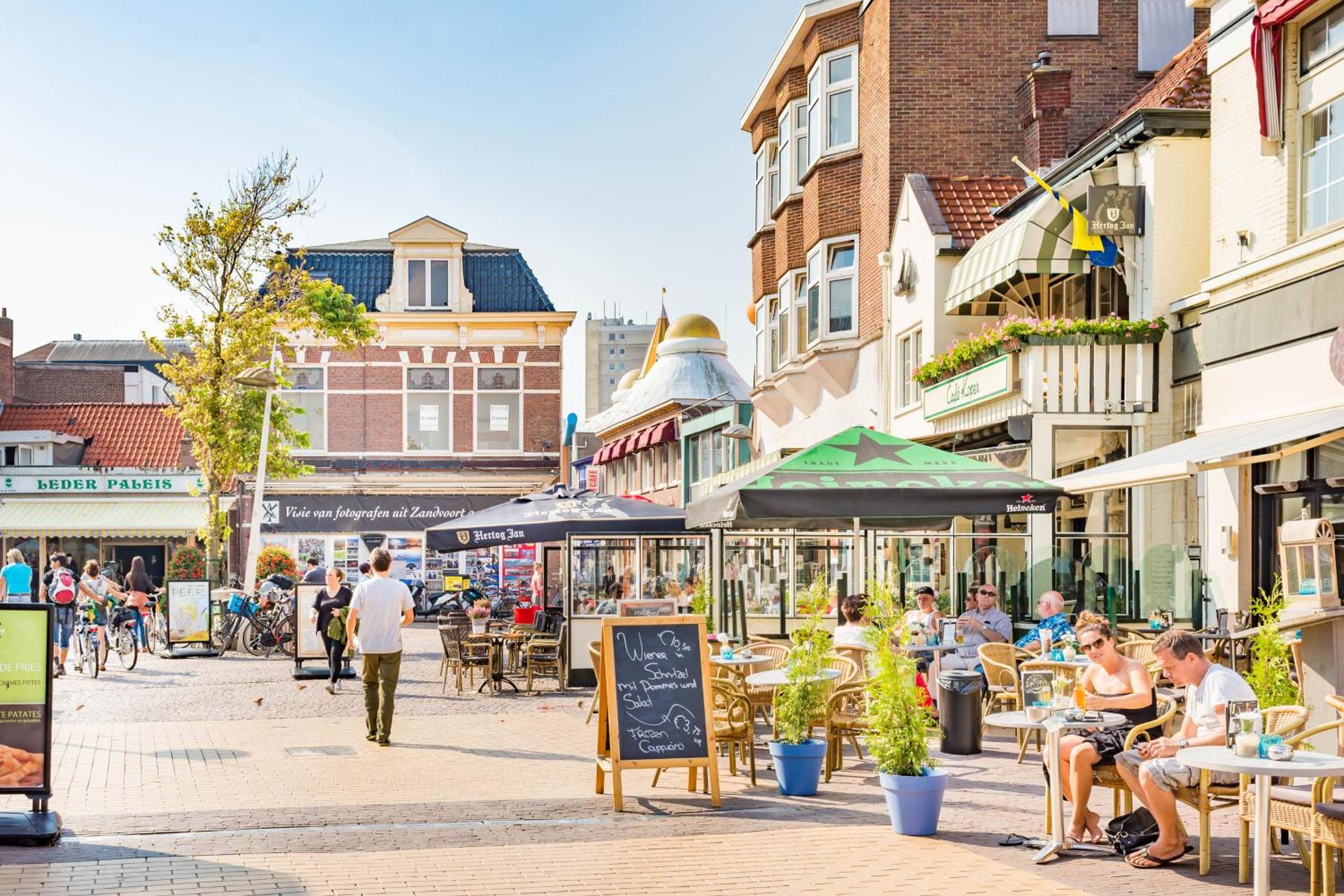 Follow The Sun Apartment