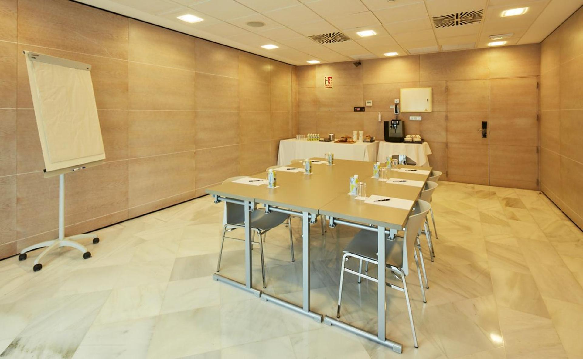 Meeting/conference room