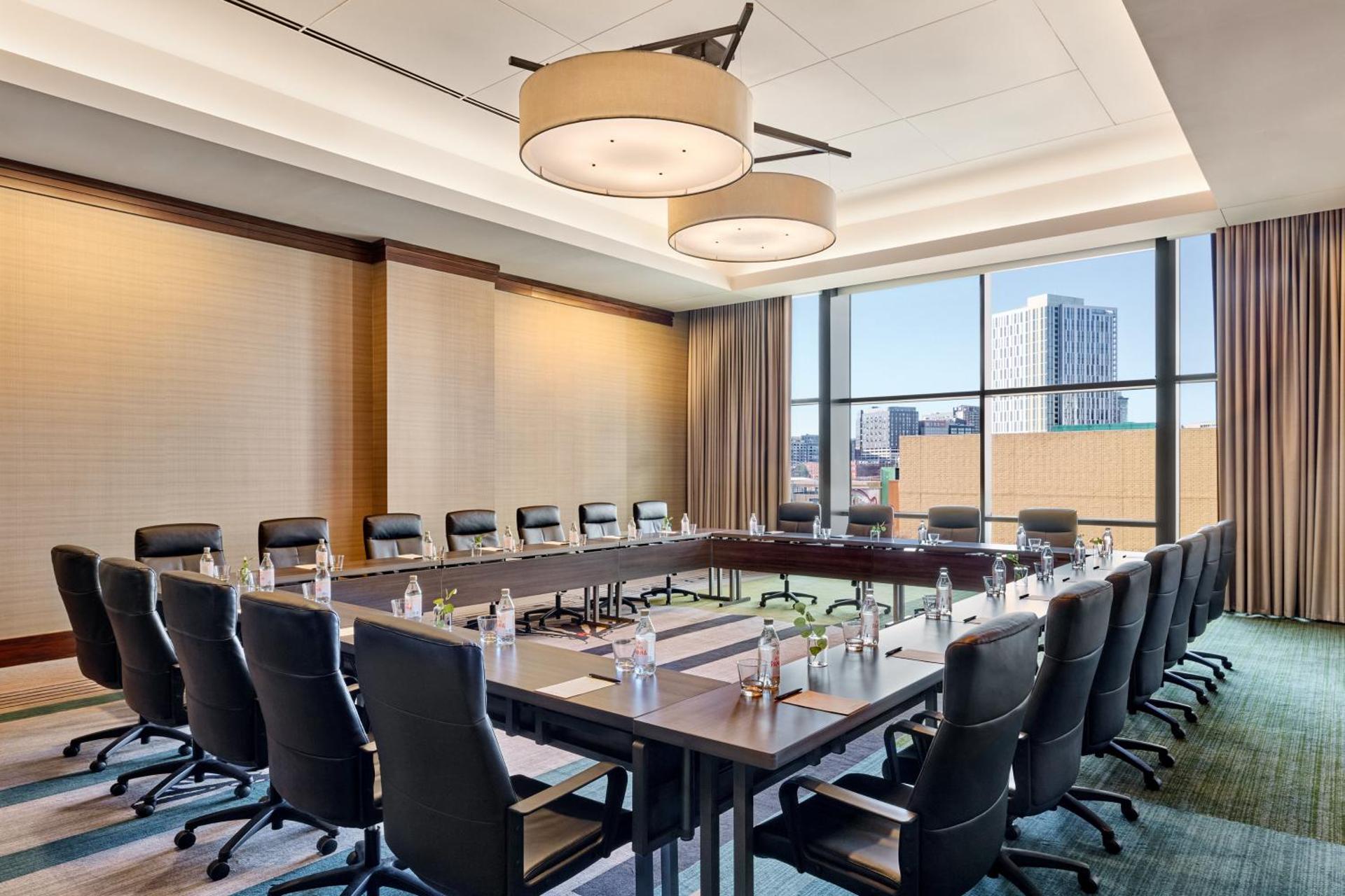 Meeting/conference room