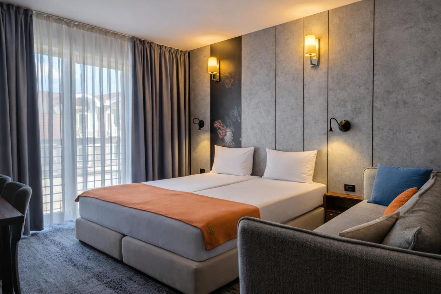 Camera Tripla (2 Adulti + 1 Bambino)