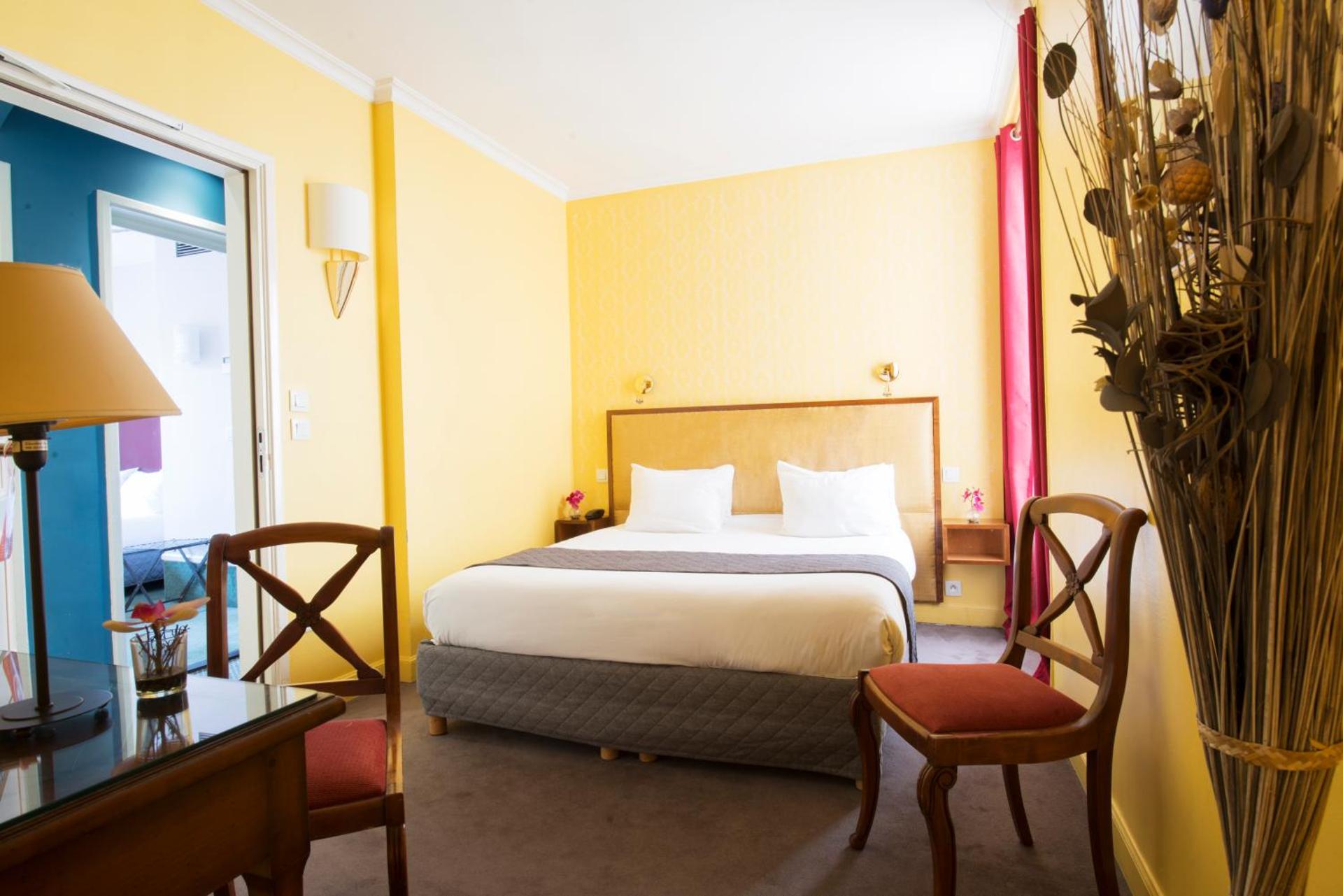 Inner courtyard view