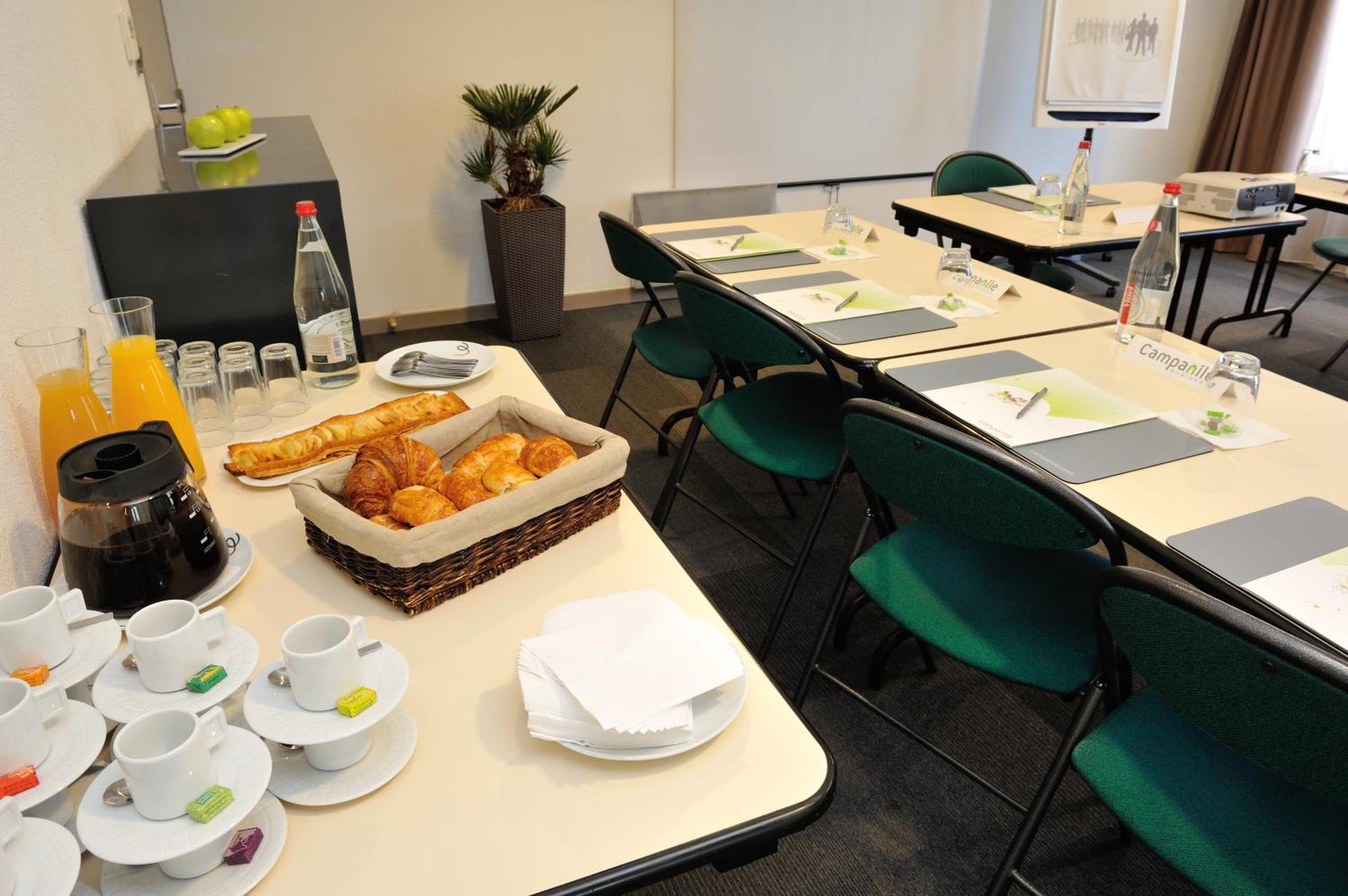 Meeting/conference room