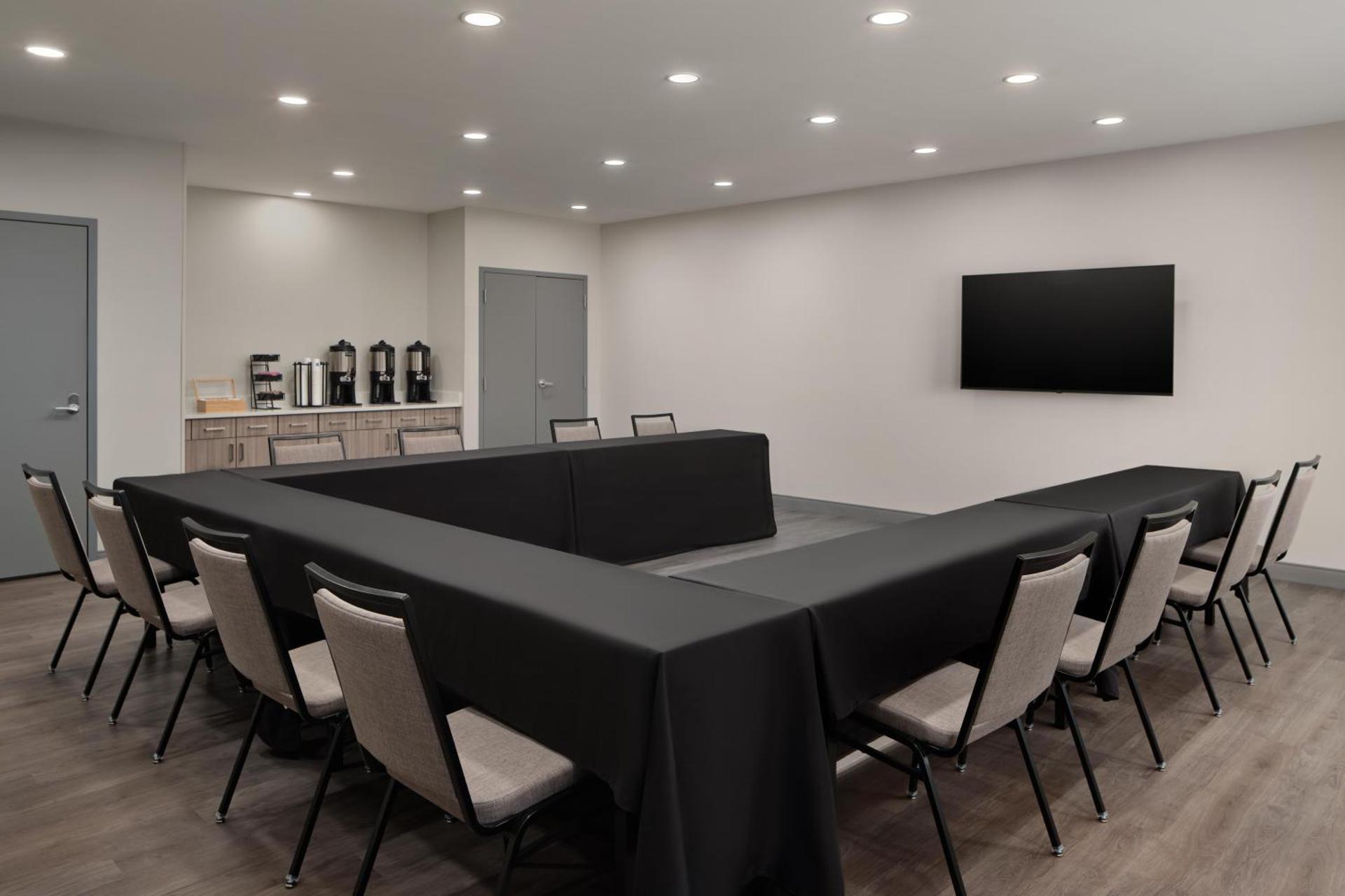 Meeting/conference room