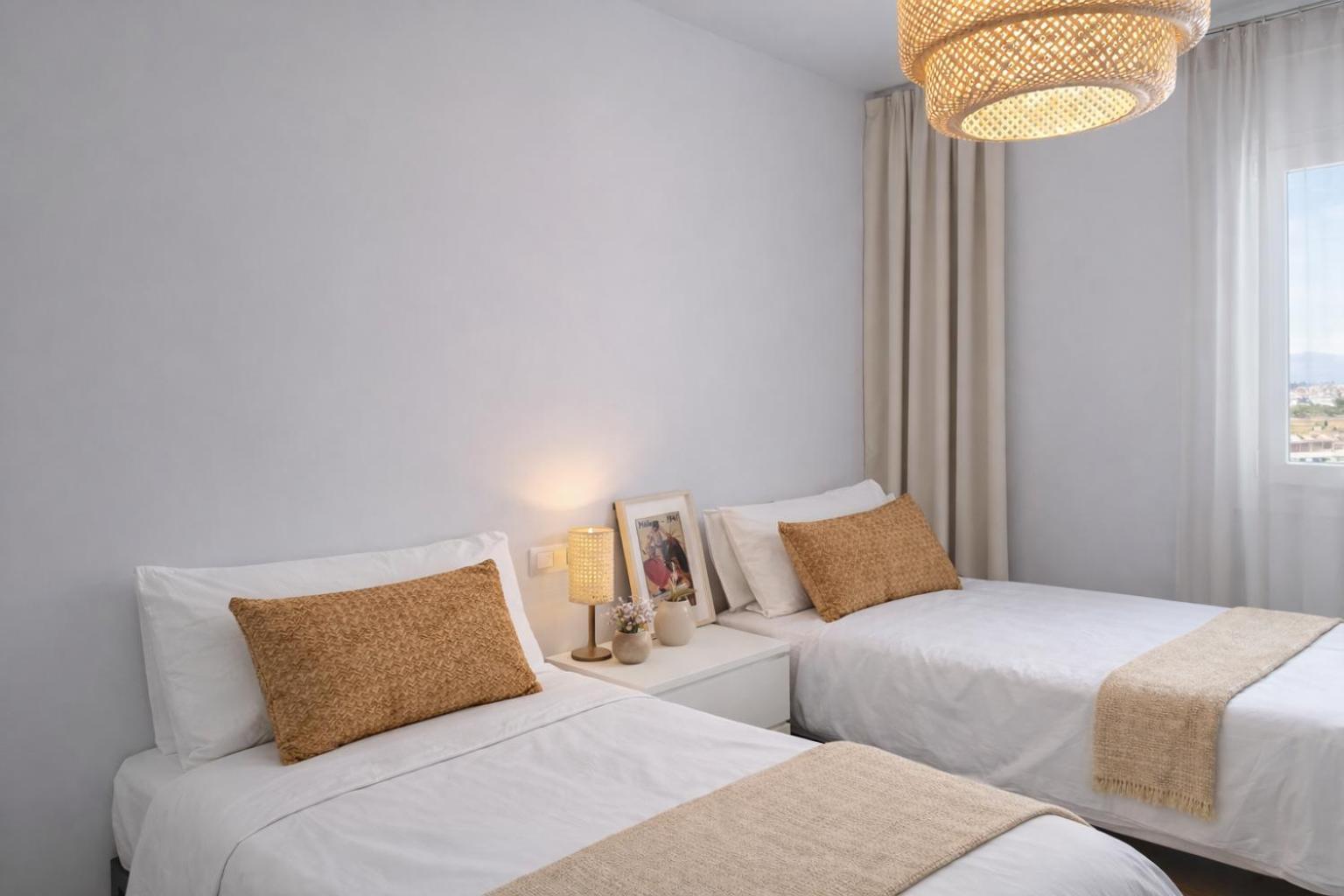 Noctua Estepona Centro gardens 024