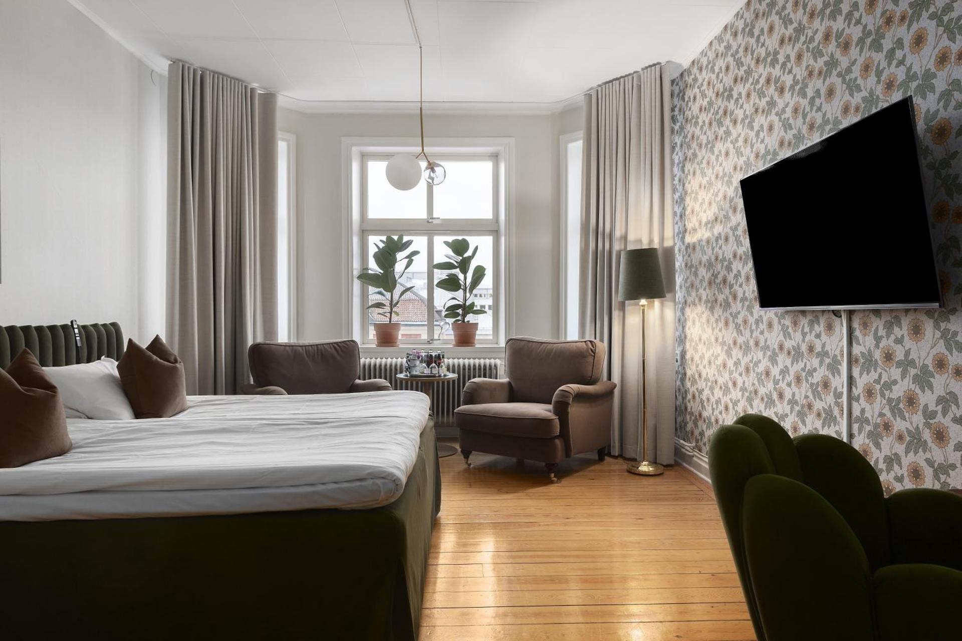 Photo of the whole room