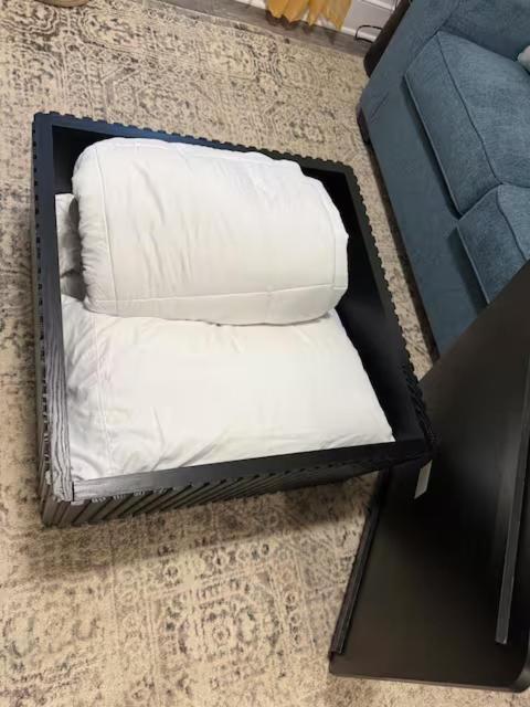 Private King Suite Near DC & Joint Base Andrews