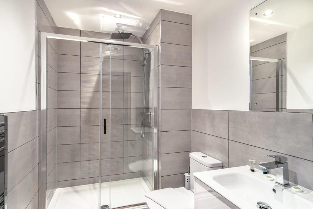 StayZeni, Alexandra Rise Manchester 1 Bed Flat