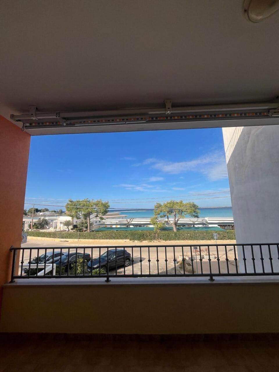 Lungomare Sant'Isidoro 1