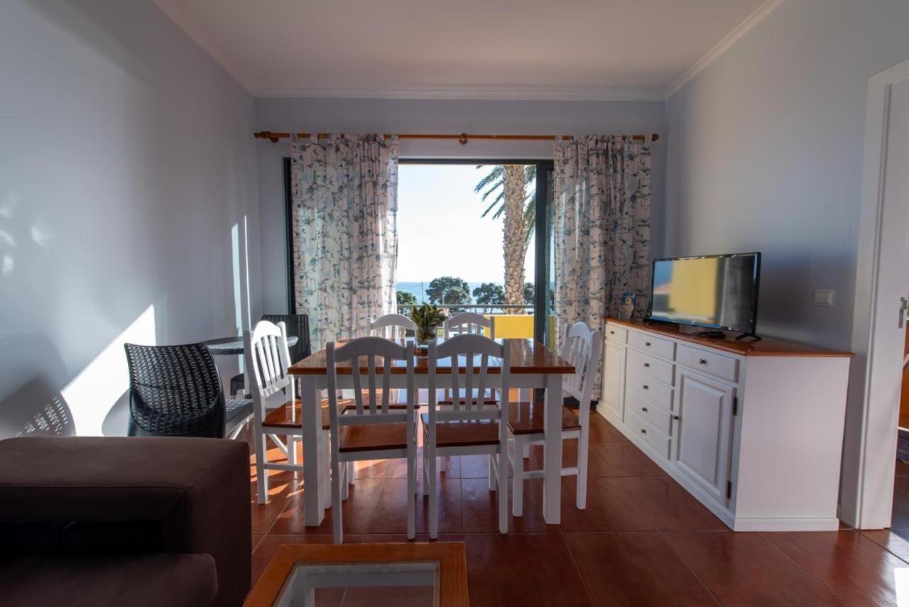 Apartamentos Amarelo