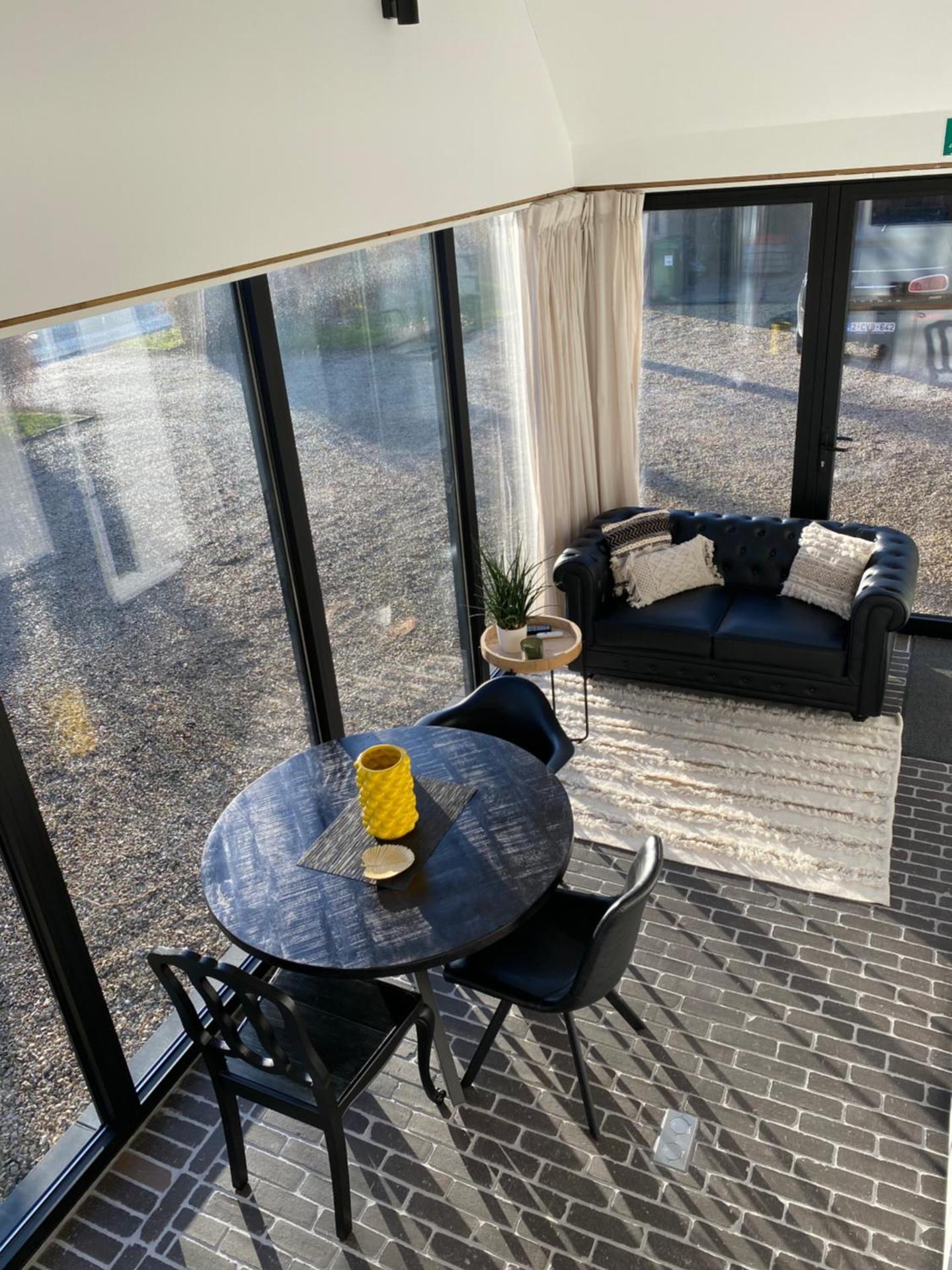 The Conservatory a cosy little holiday home- central between Gent Antwerpen Brussel & Brugge