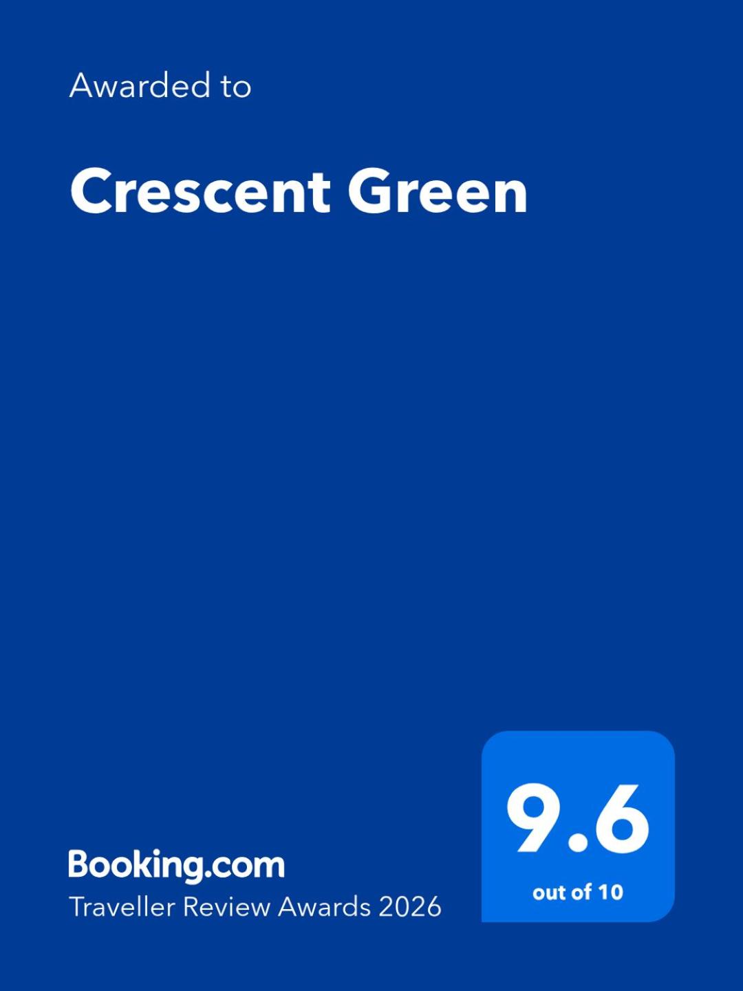 Crescent Green