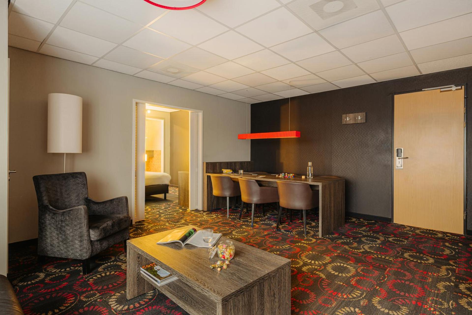 Photo of the whole room