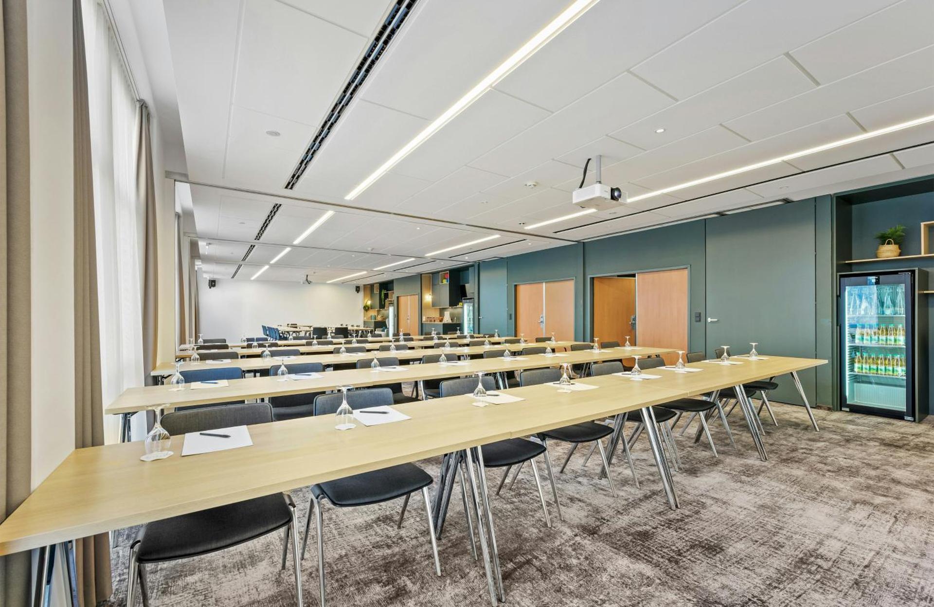 Meeting/conference room