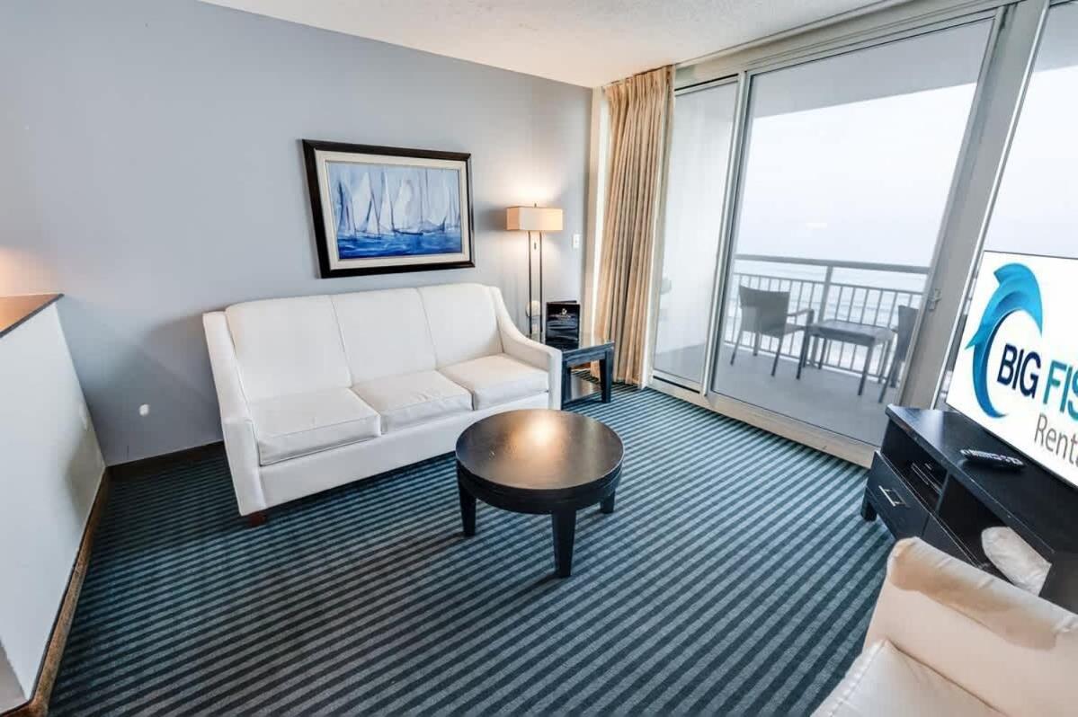 7th Floor! Modern Building, Direct Oceanfront View