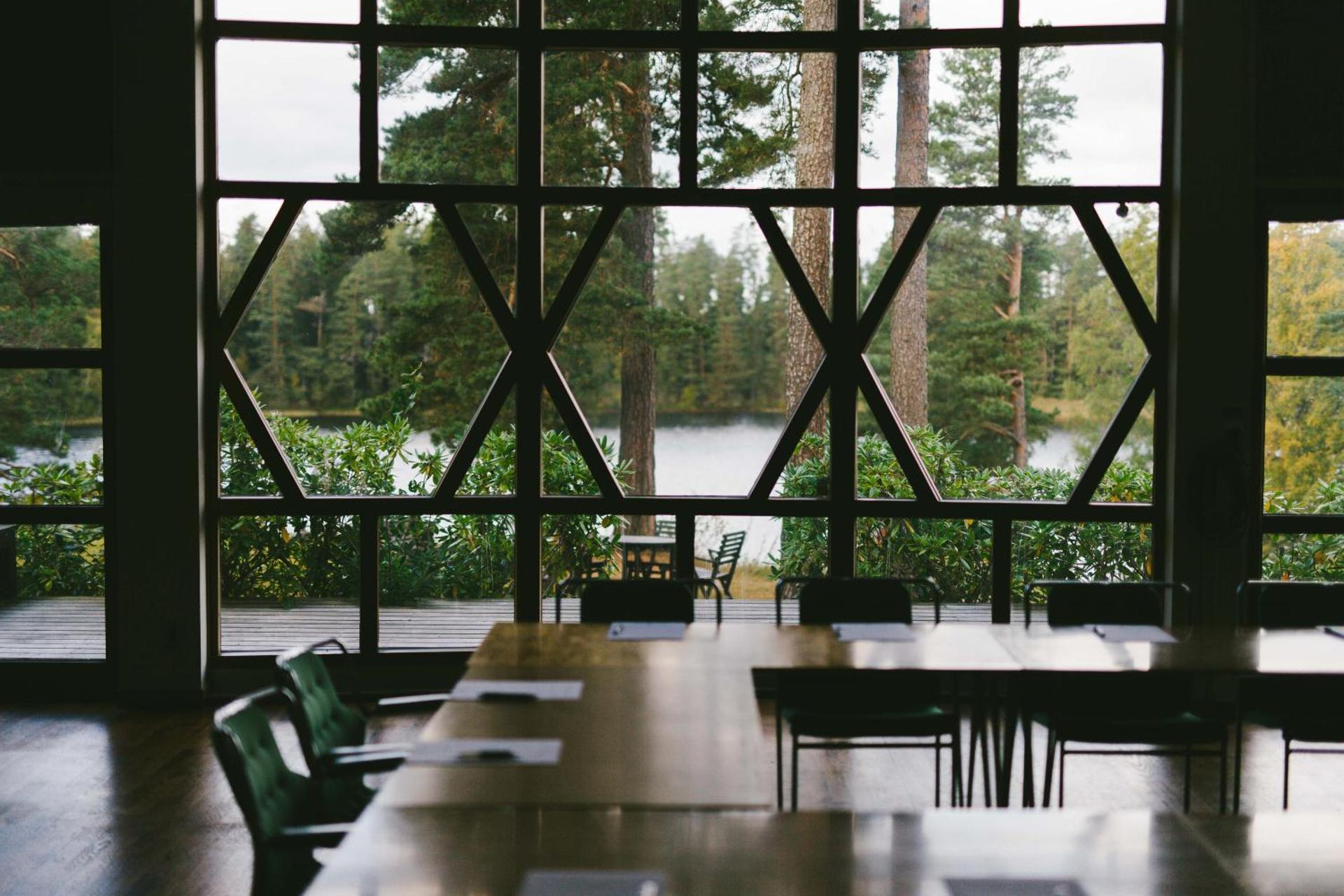 Meeting/conference room