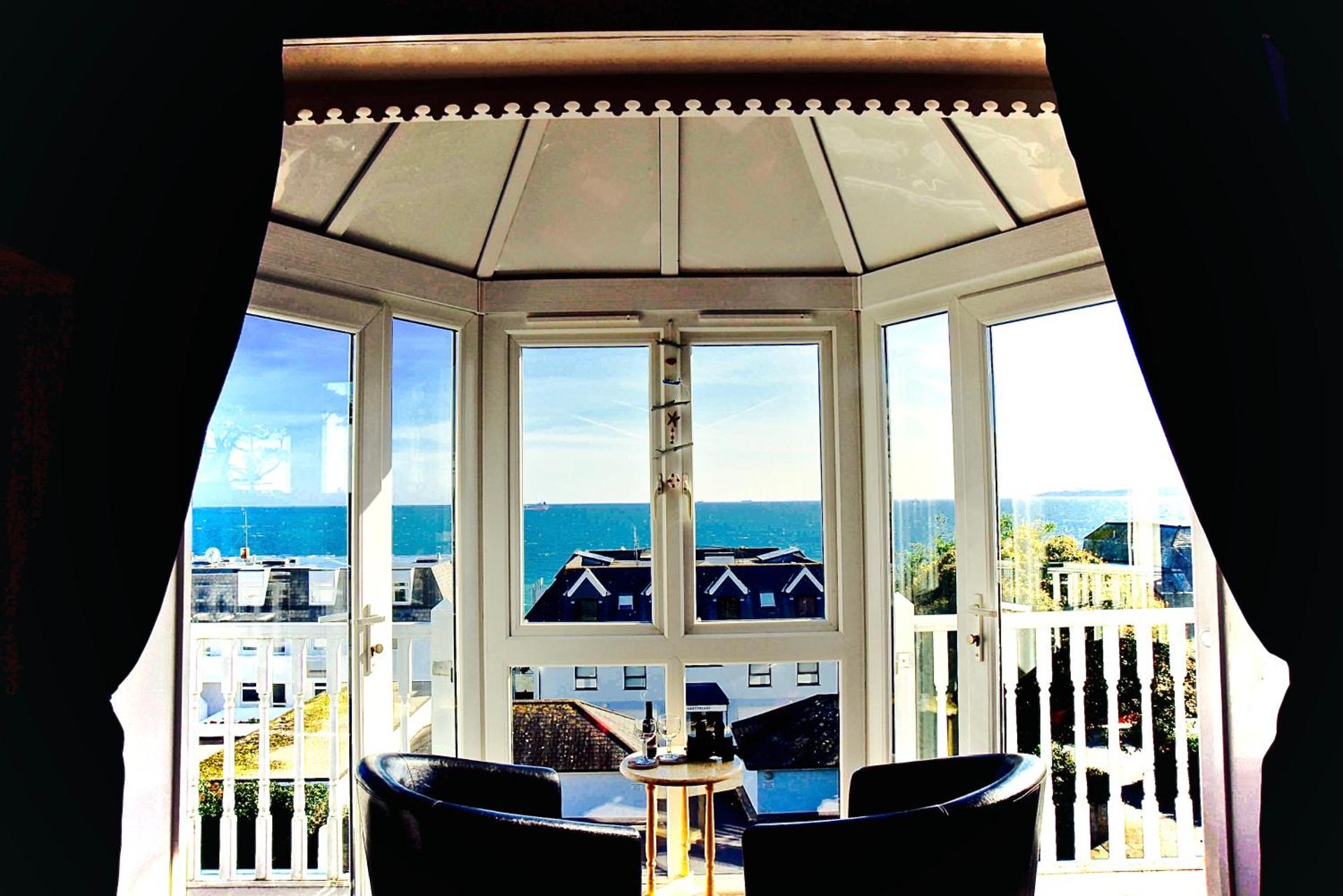 Deluxe Double Room with Balcony and Sea View