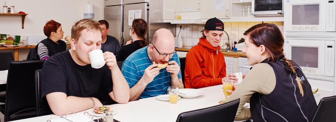 Communal lounge/ TV room