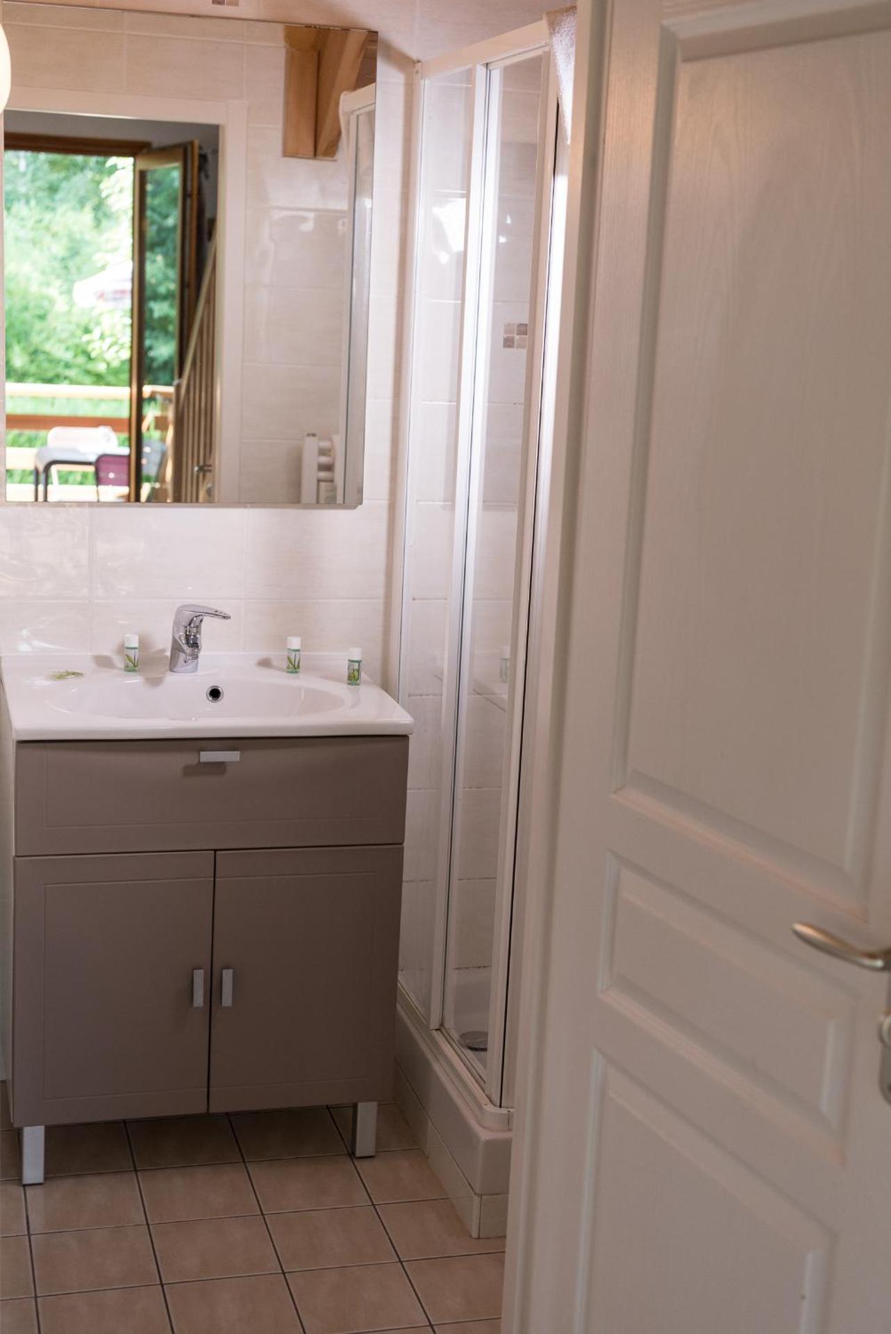 Duplex Apartment  (4-6 Adults)