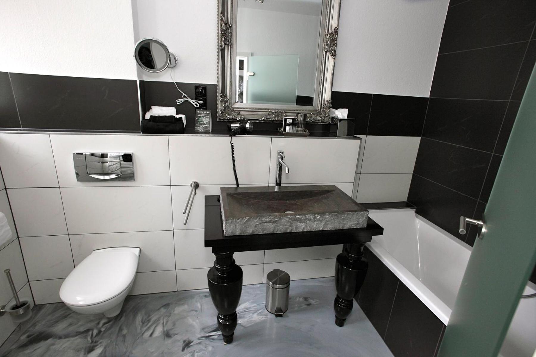 VILLA ADELEes BOUTIQUE HOTEL