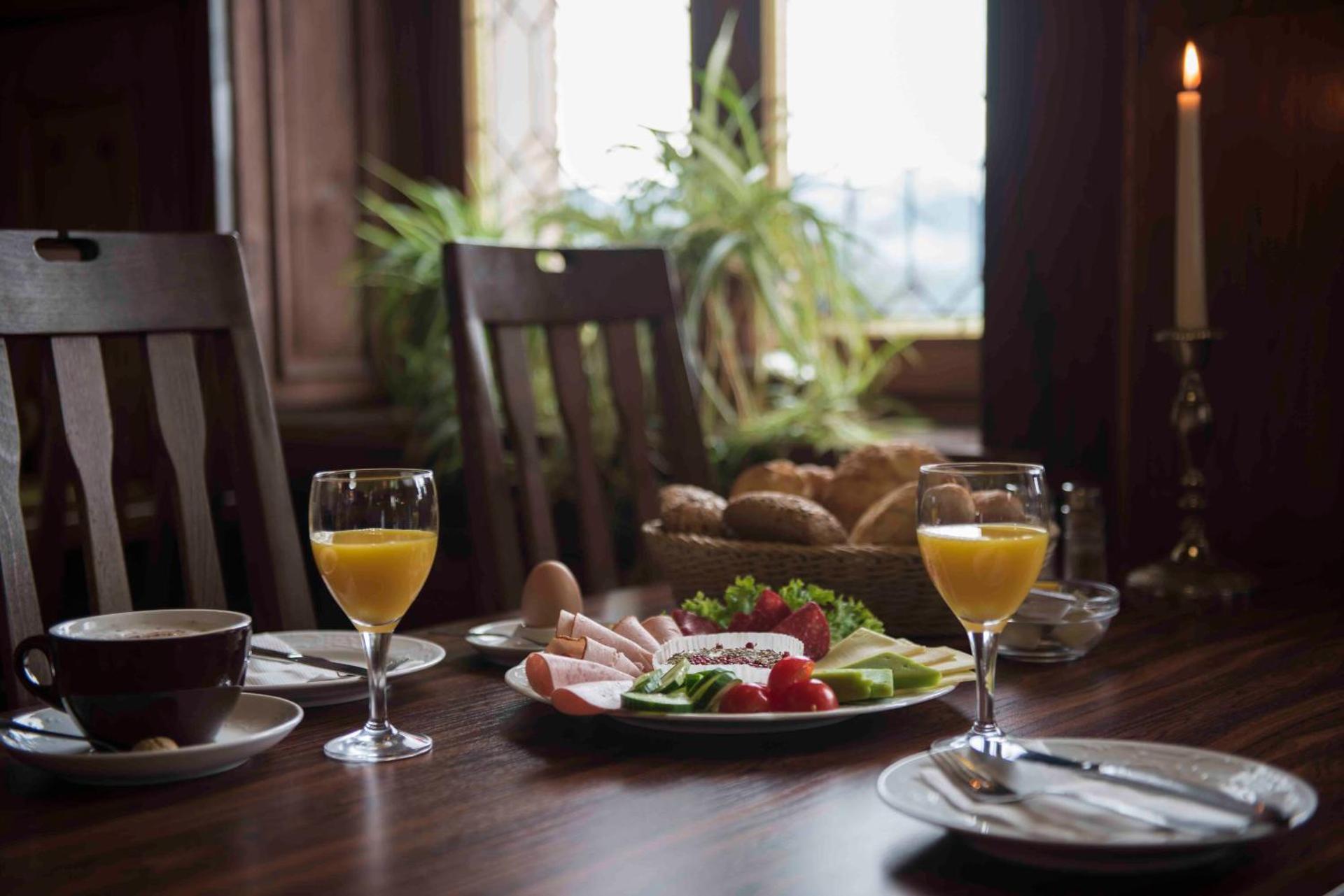 Continental breakfast