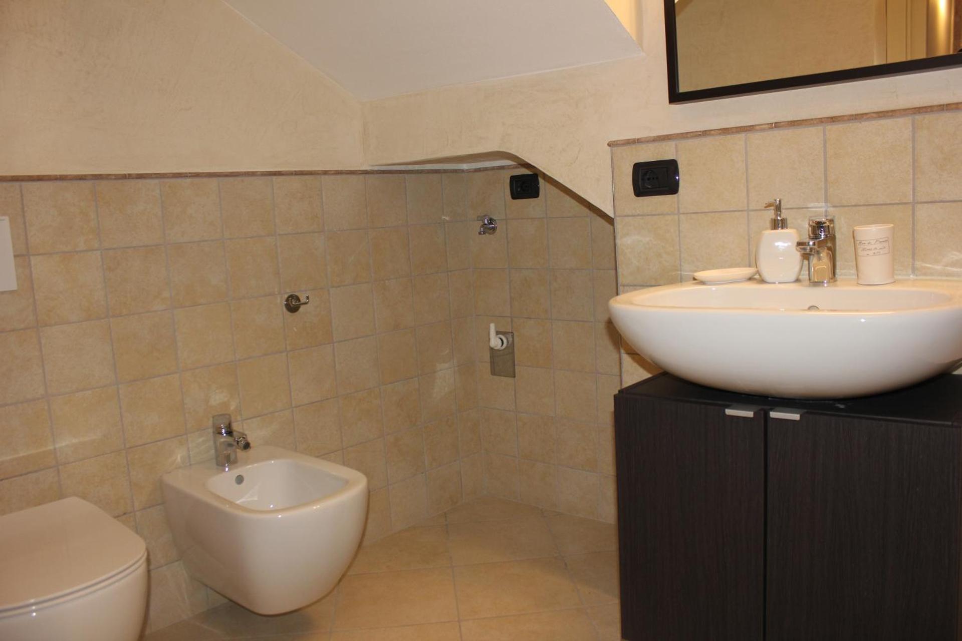 Double or Twin Room with Private Bathroom