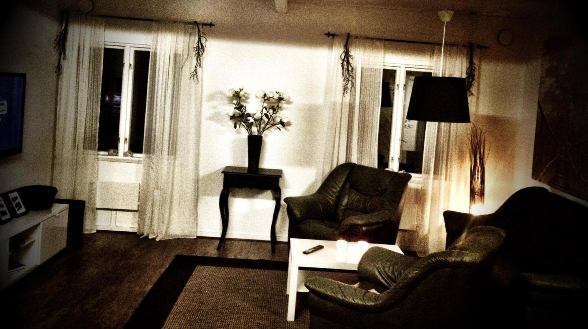 Communal lounge/ TV room