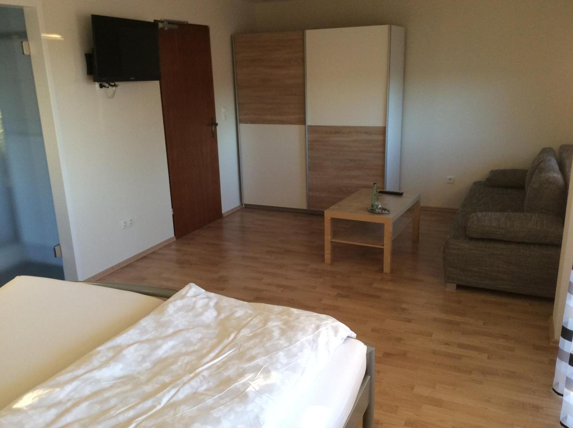 Hotel Konditorei Cafe Dora