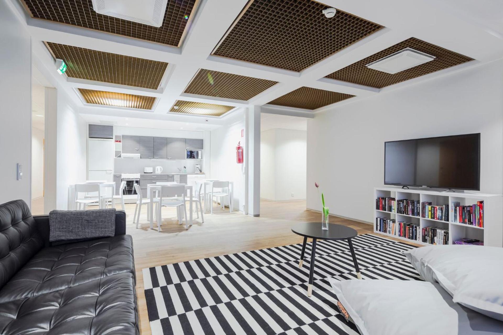 Communal lounge/ TV room