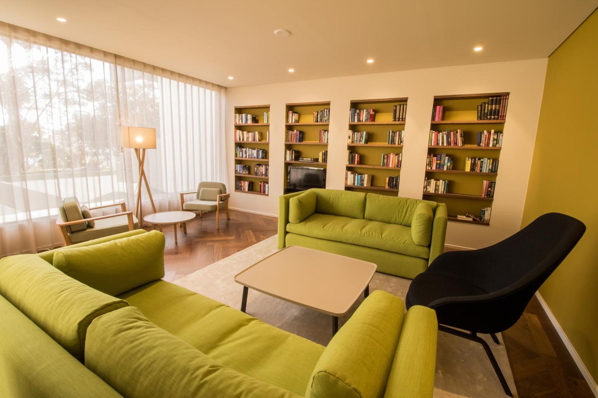 Communal lounge/ TV room