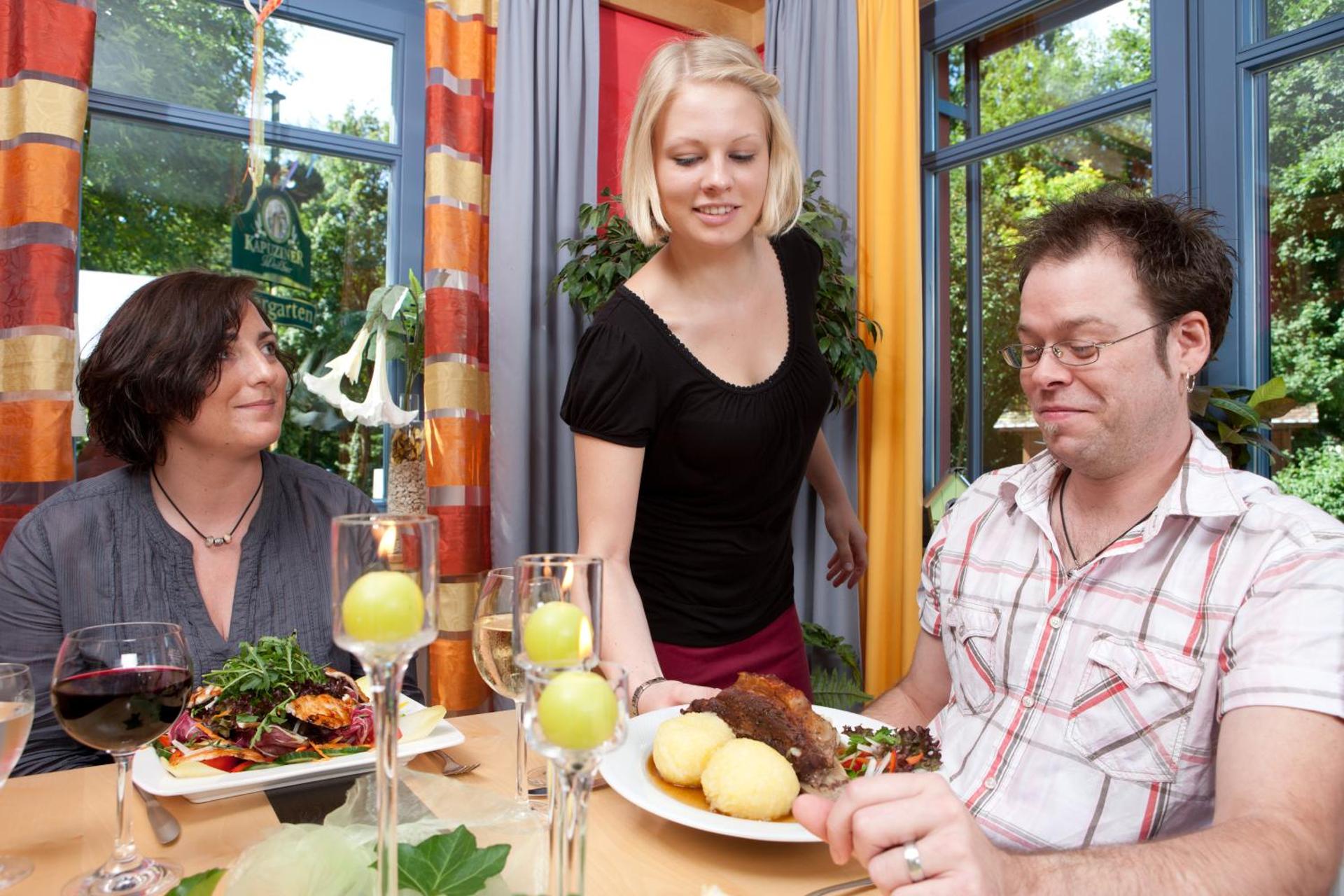 Restaurant/places to eat