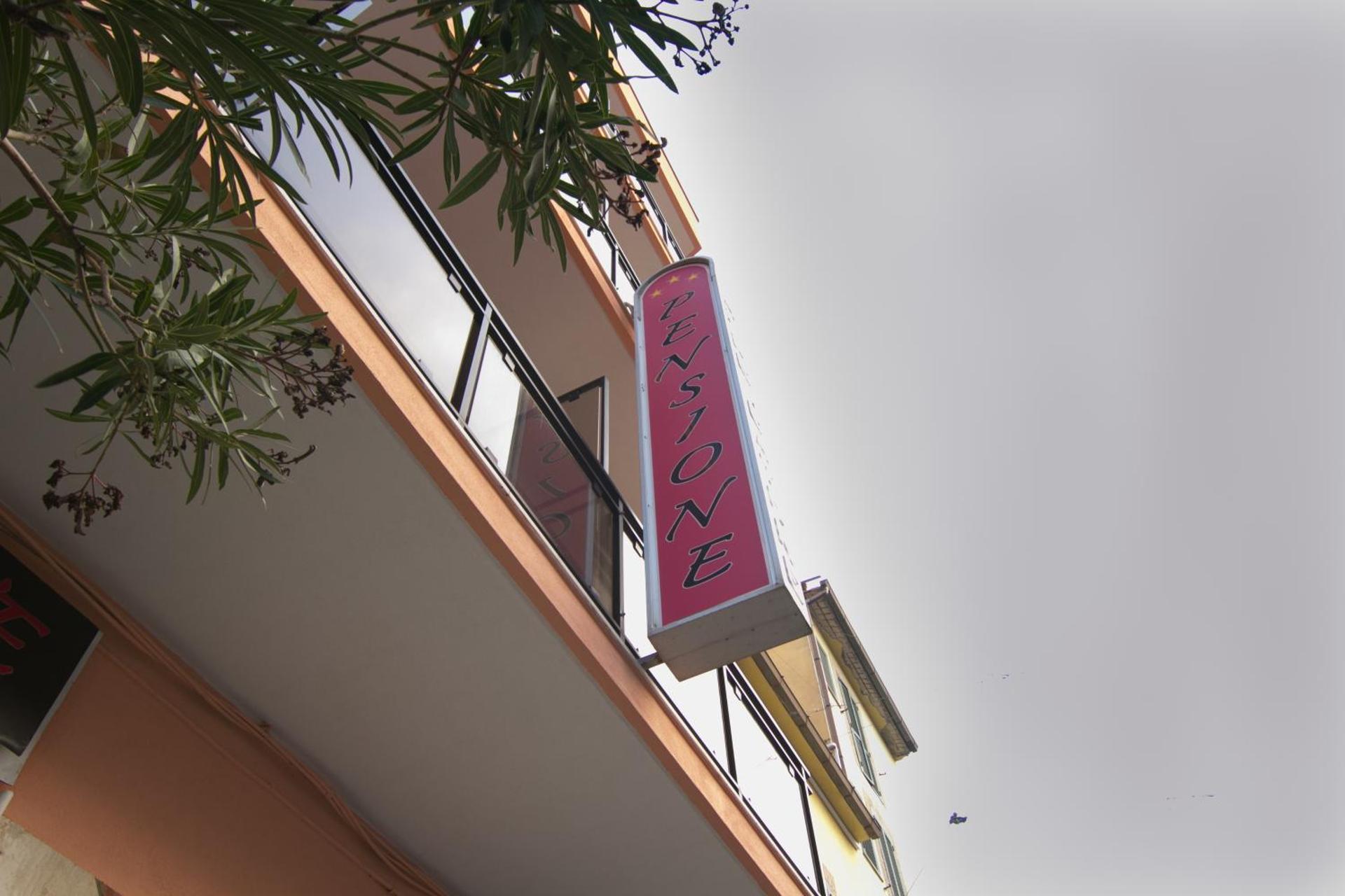 Property logo or sign