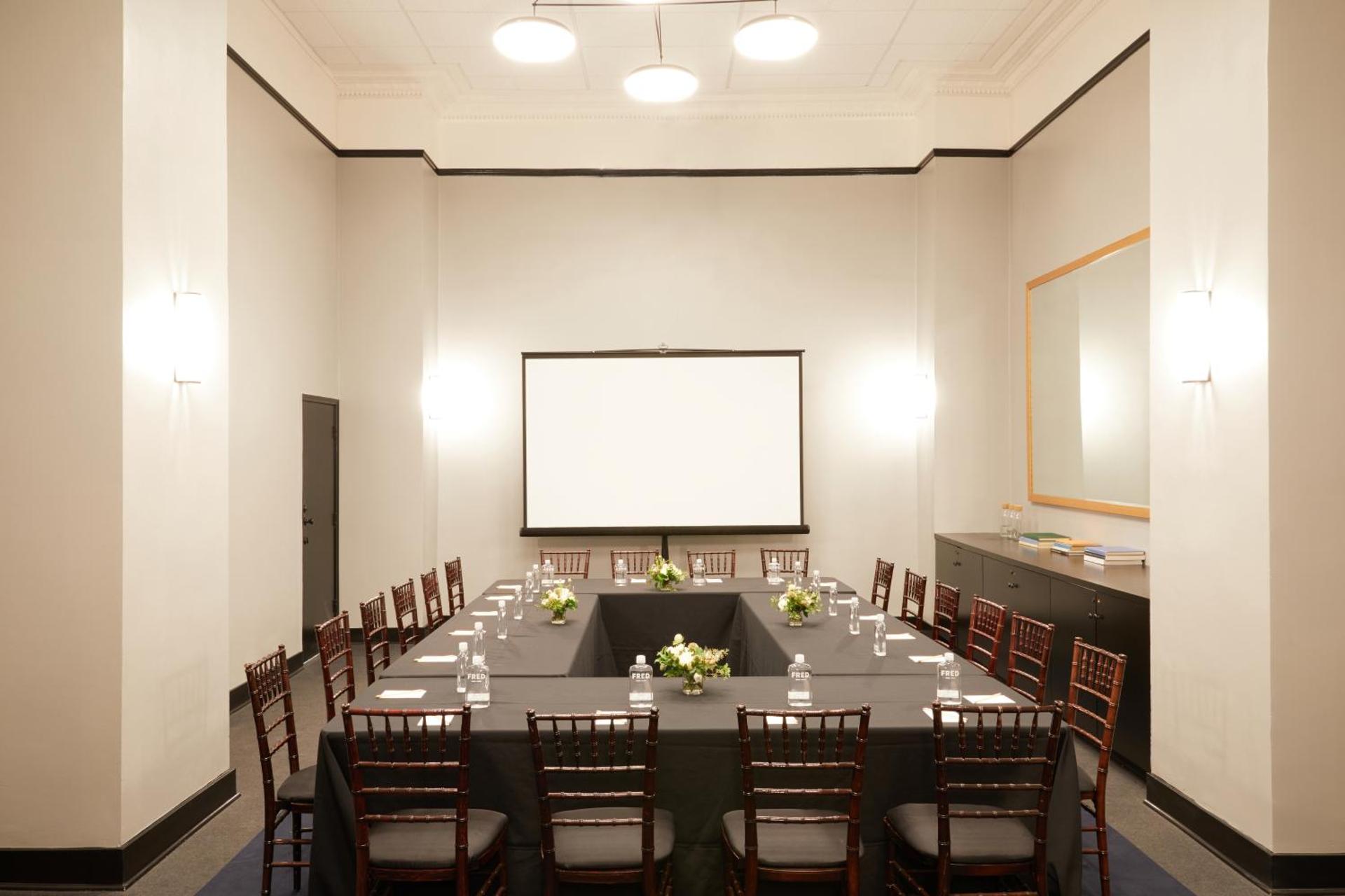 Meeting/conference room