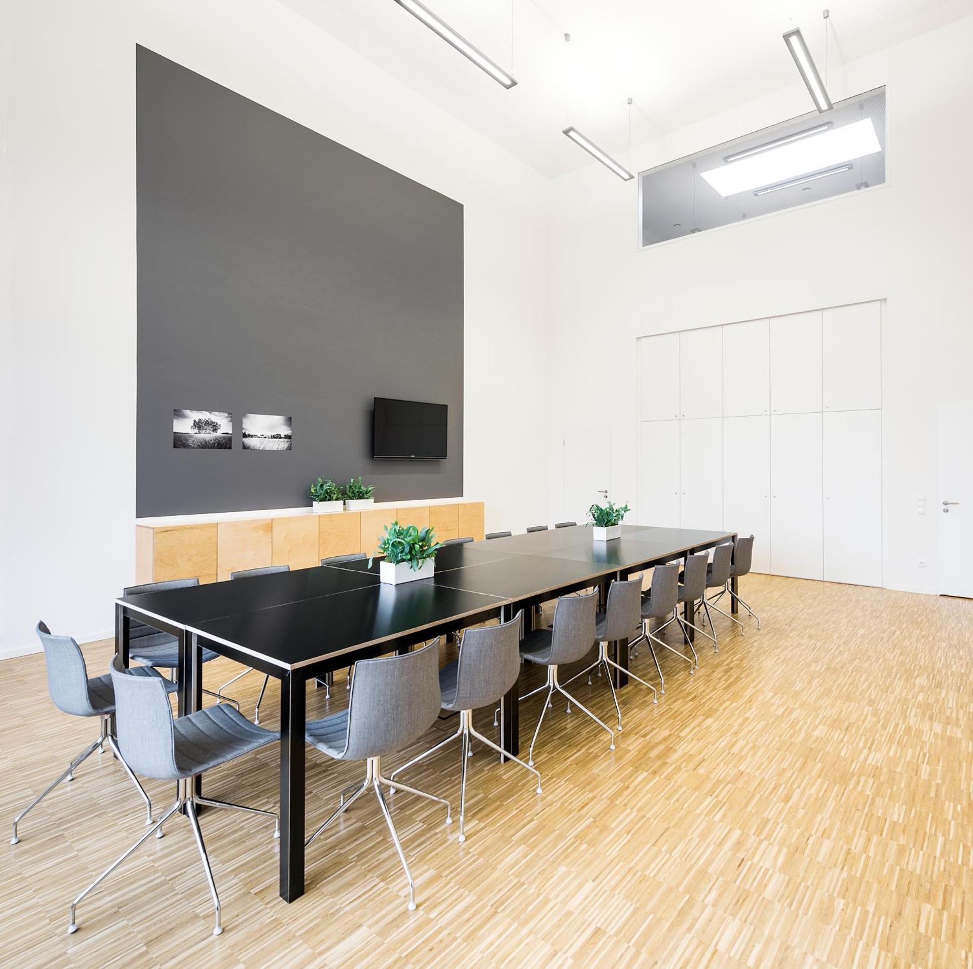 Meeting/conference room