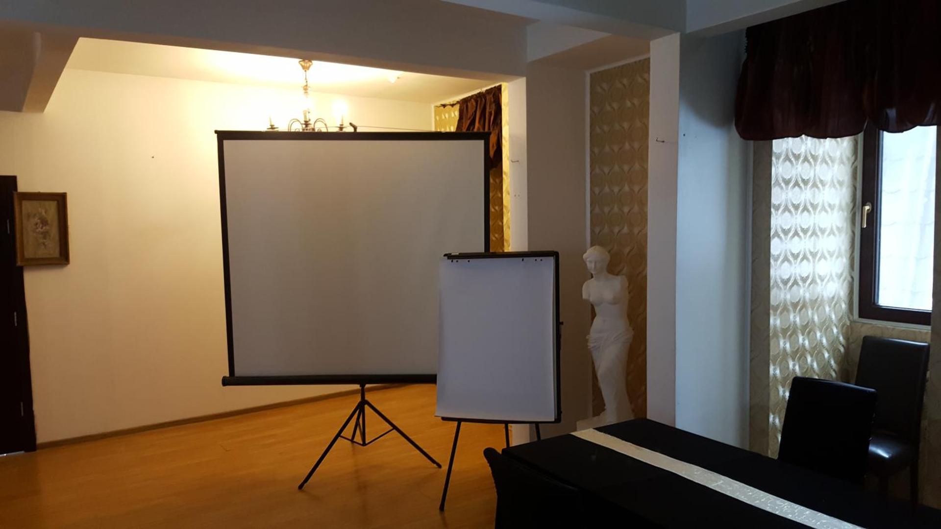 Meeting/conference room