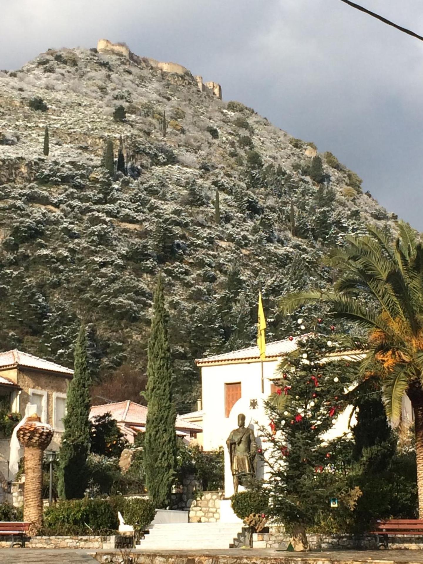 Mystras Inn