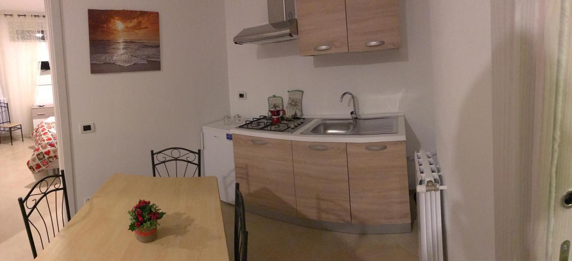 Kitchen or kitchenette