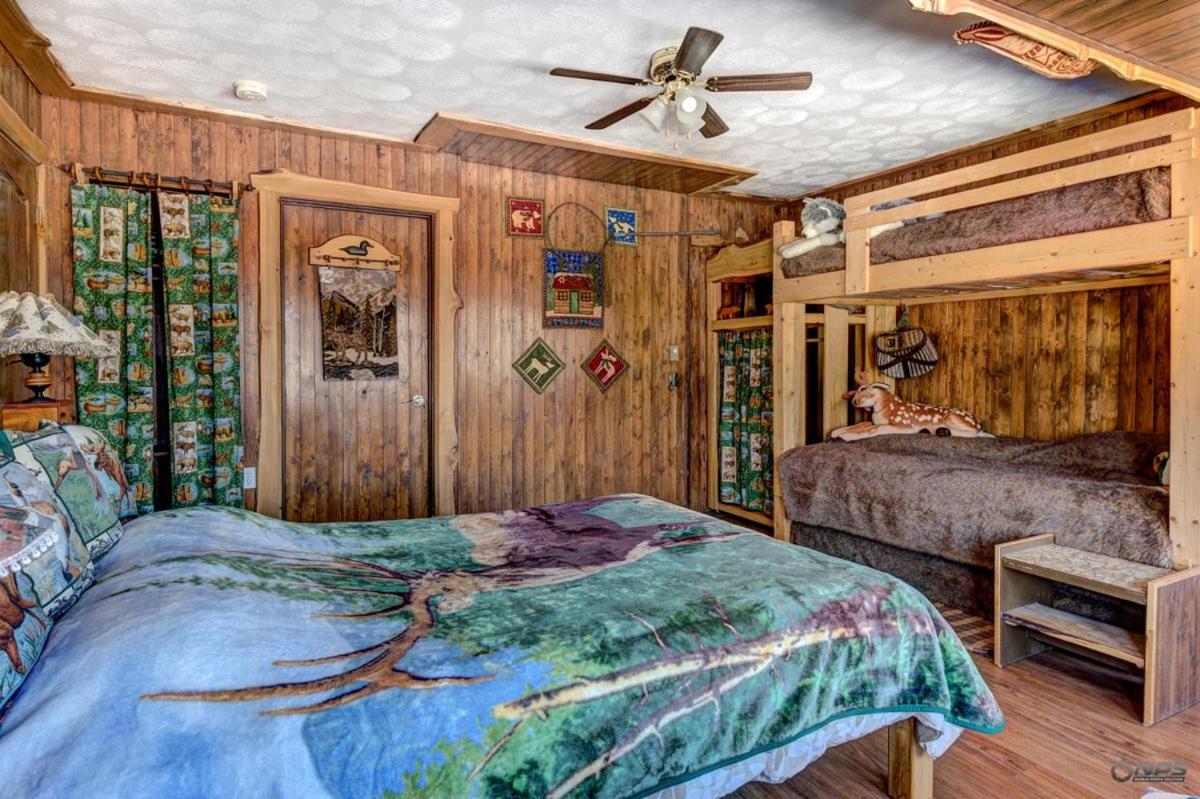 Quad Room with Private Bathroom