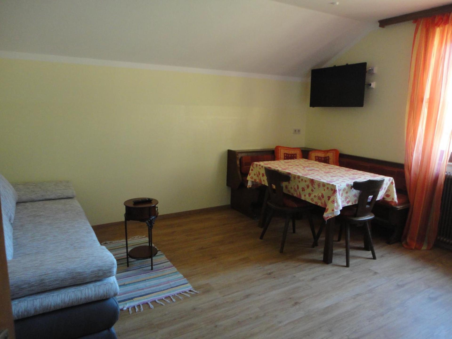 Apartment with Garden View - Attic - L3