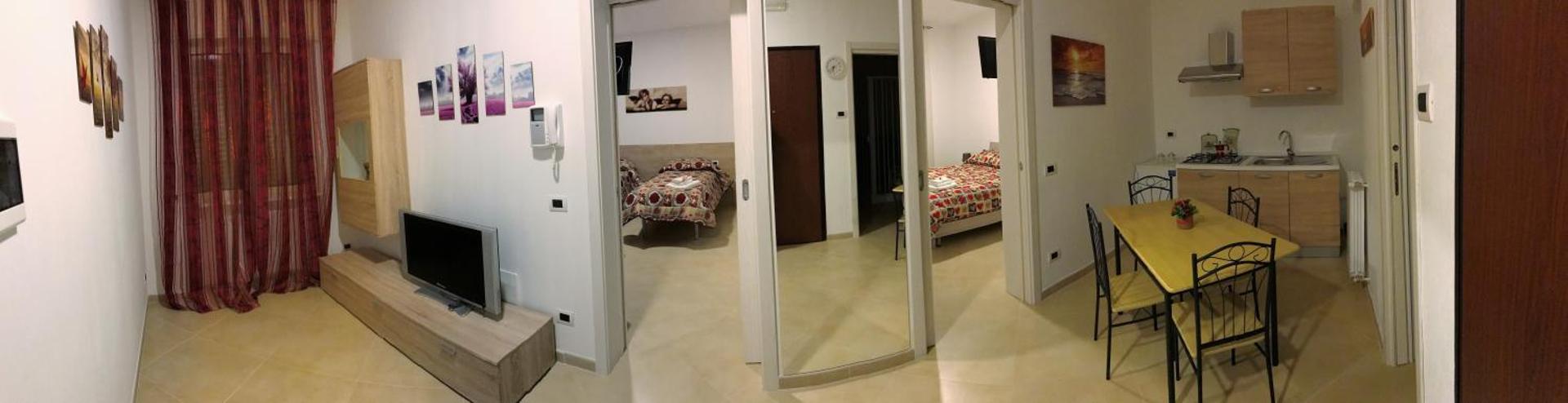 Communal lounge/ TV room