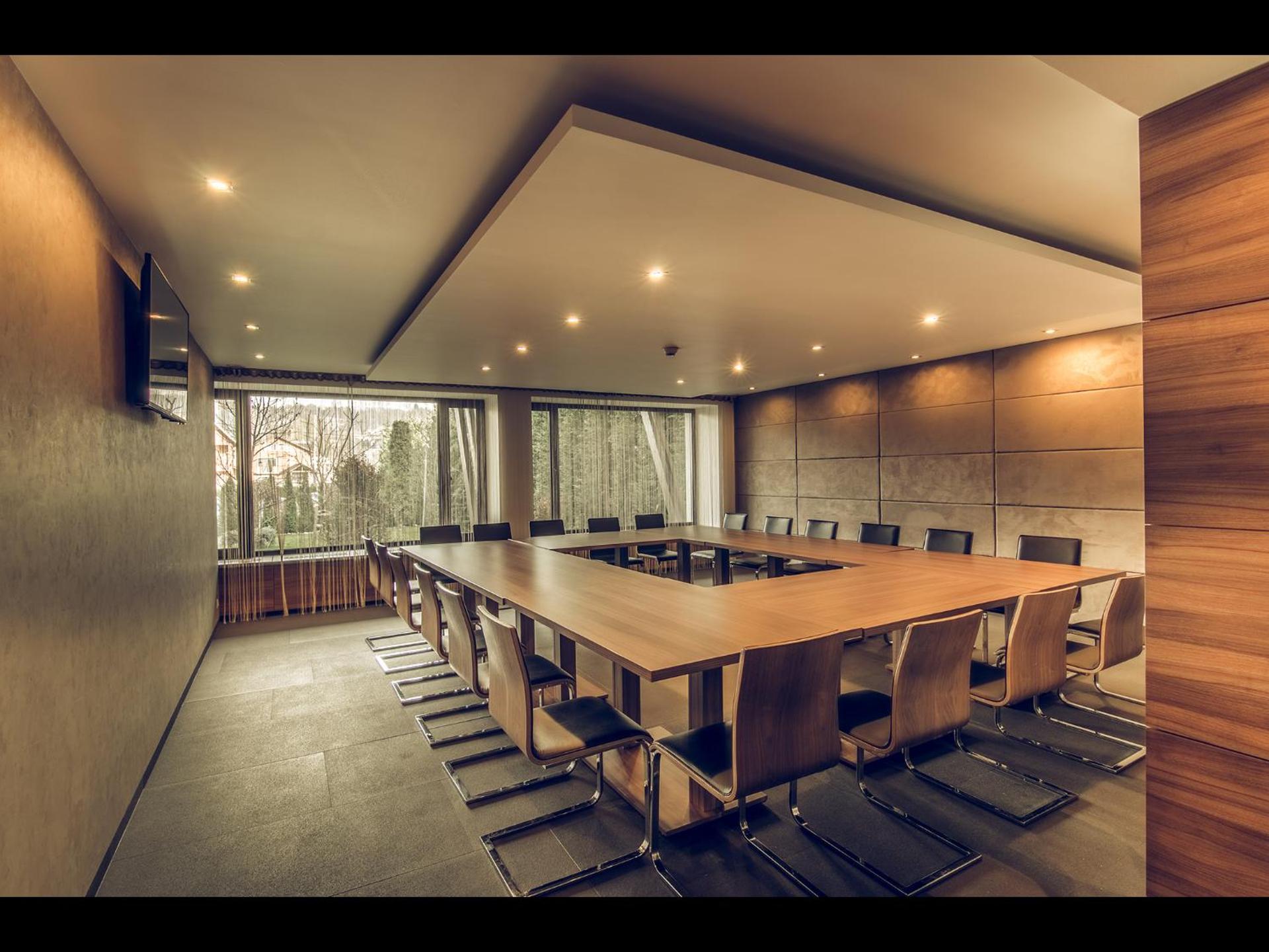 Meeting/conference room