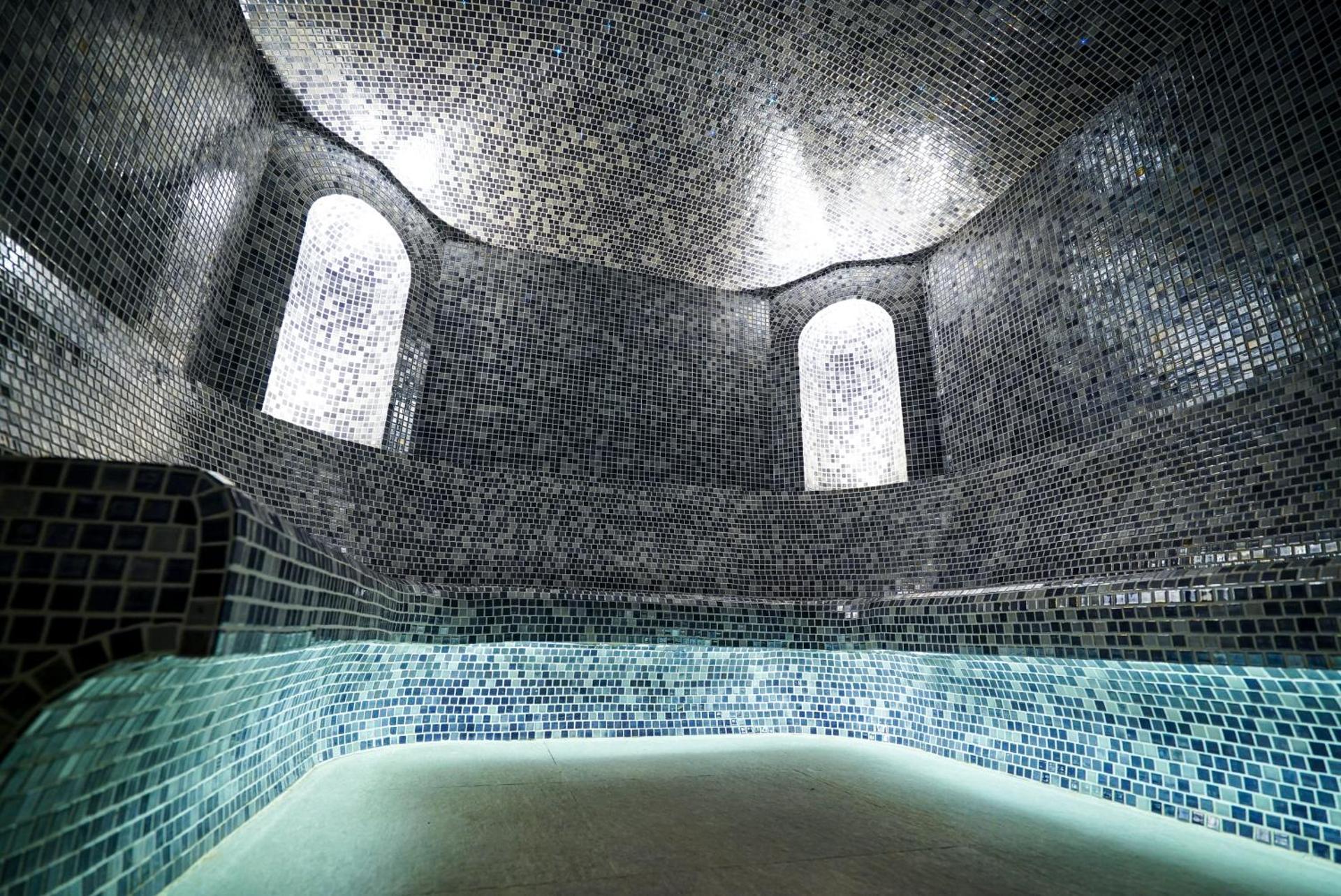 Spa and wellness centre/facilities