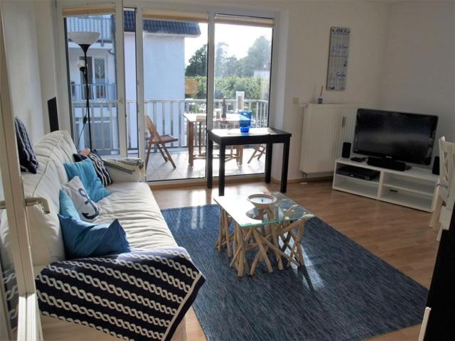 Strandstraße by Rujana