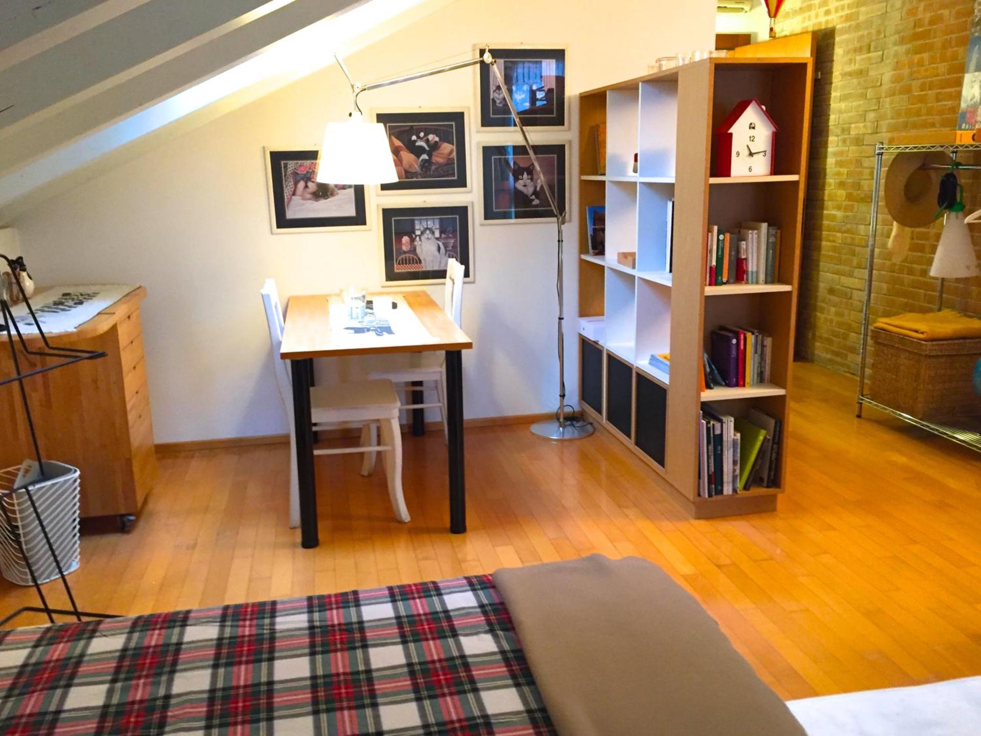 Photo of the whole room