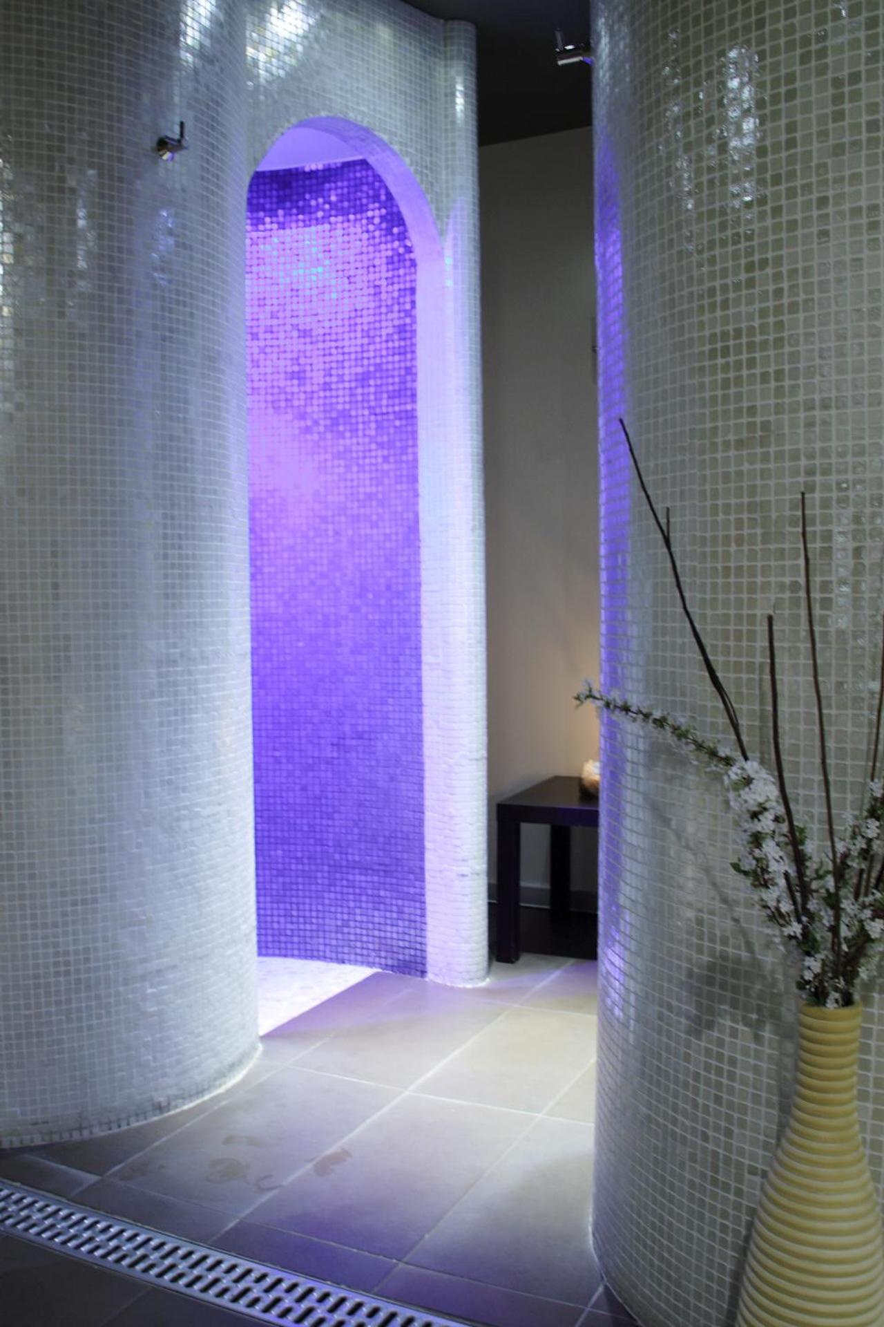 Spa and wellness centre/facilities