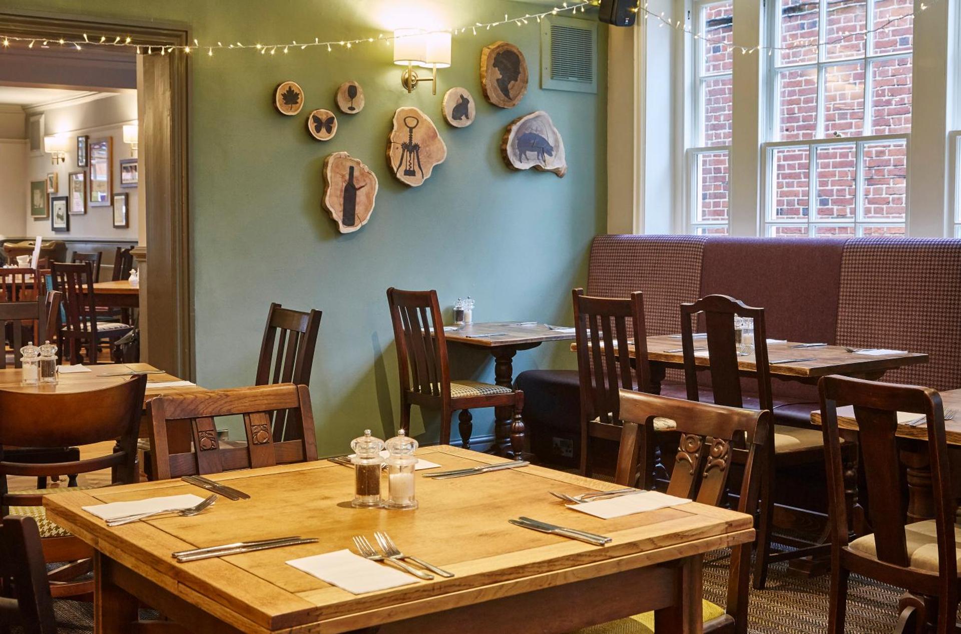 Restaurant/places to eat